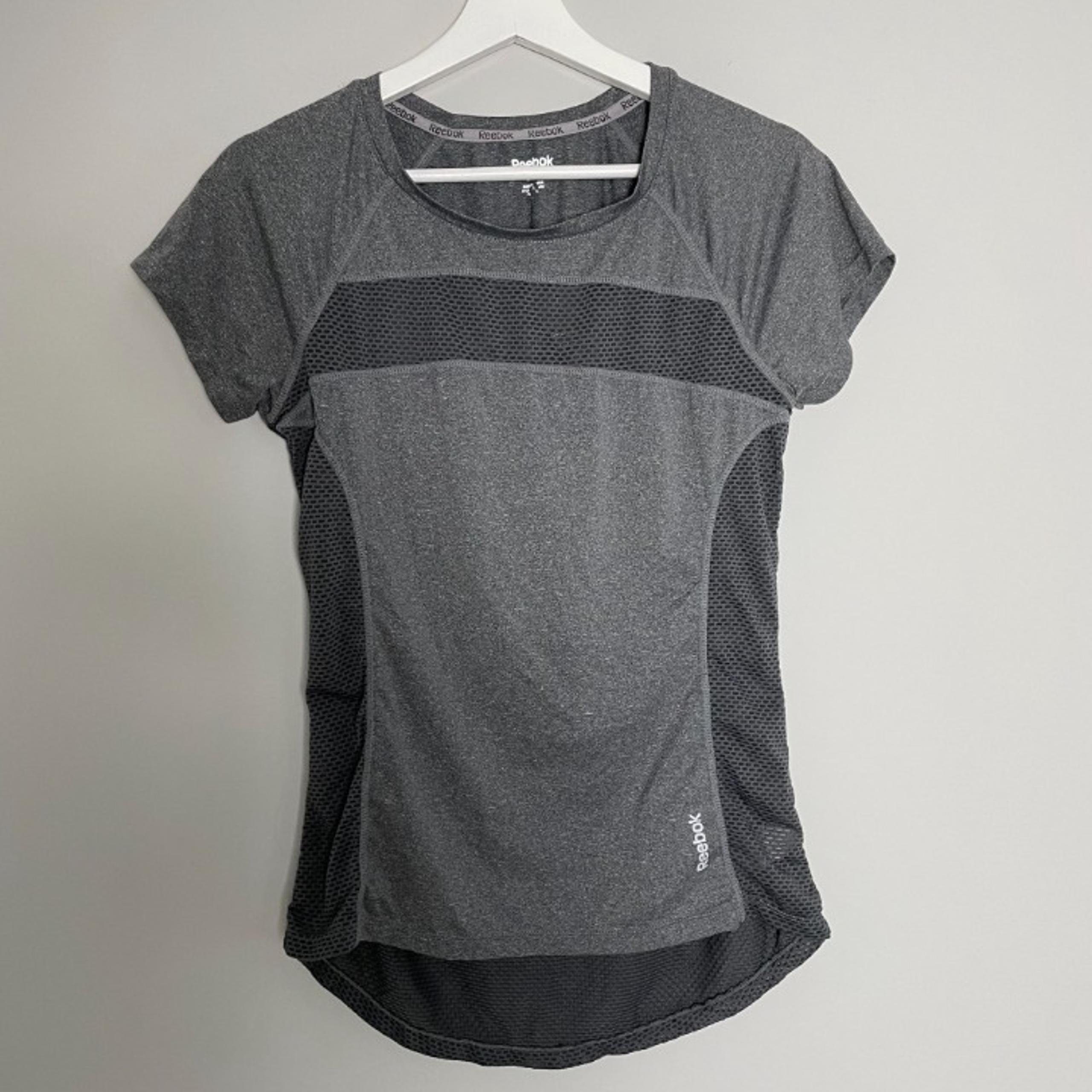 Reebok S Mesh Back Athletic Wear Top