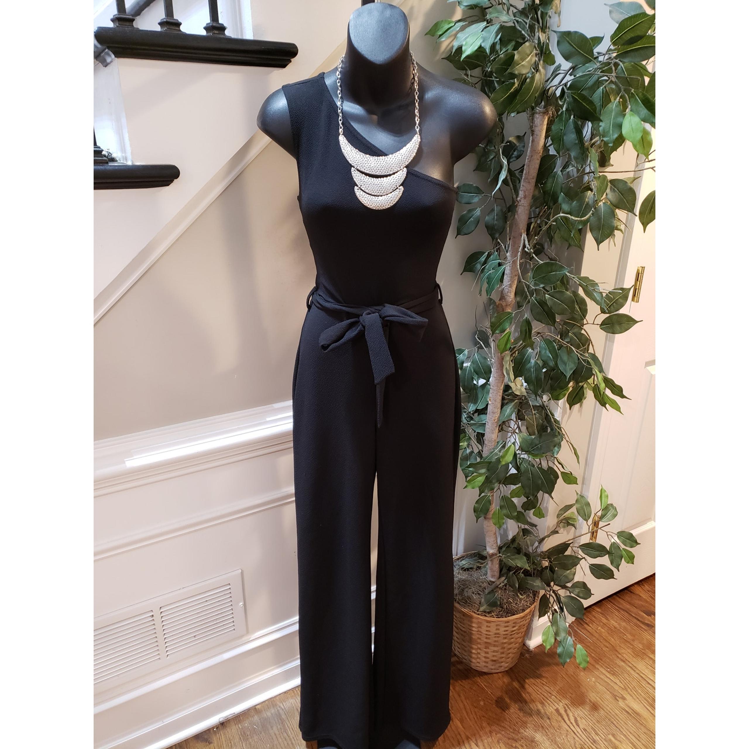 Nasty Gal Black One Shoulder Belted Jumpsuit Women’s Size 2 Stretch Wide Leg