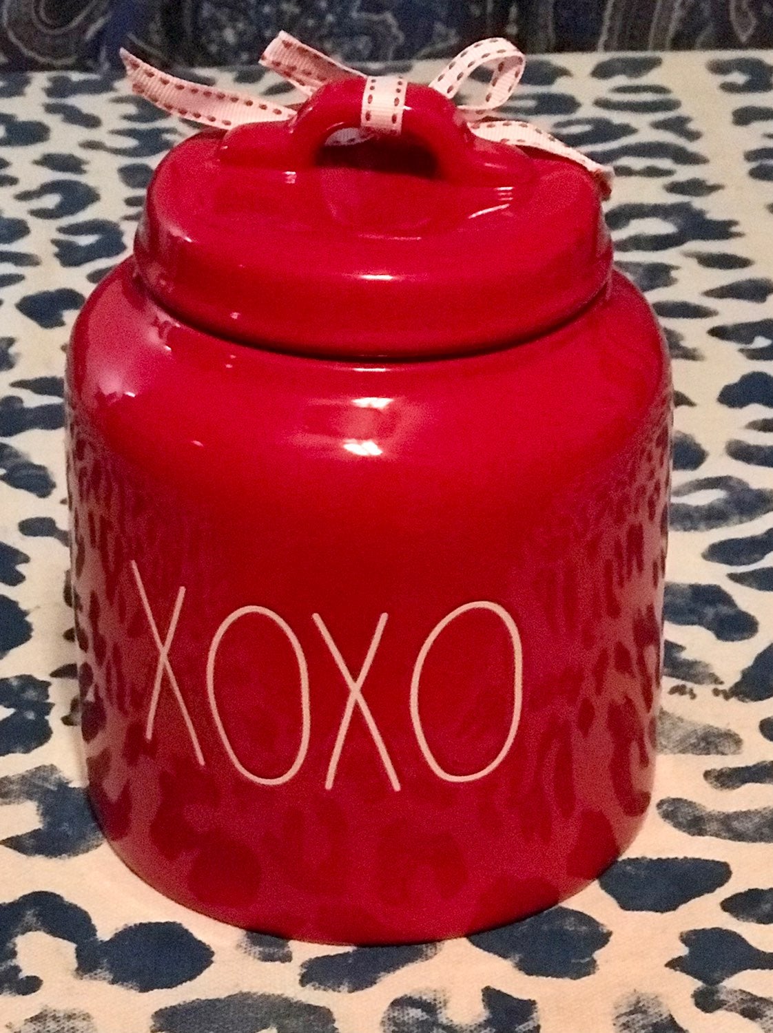 Rae Dunn valentines XOXO canister,RARE