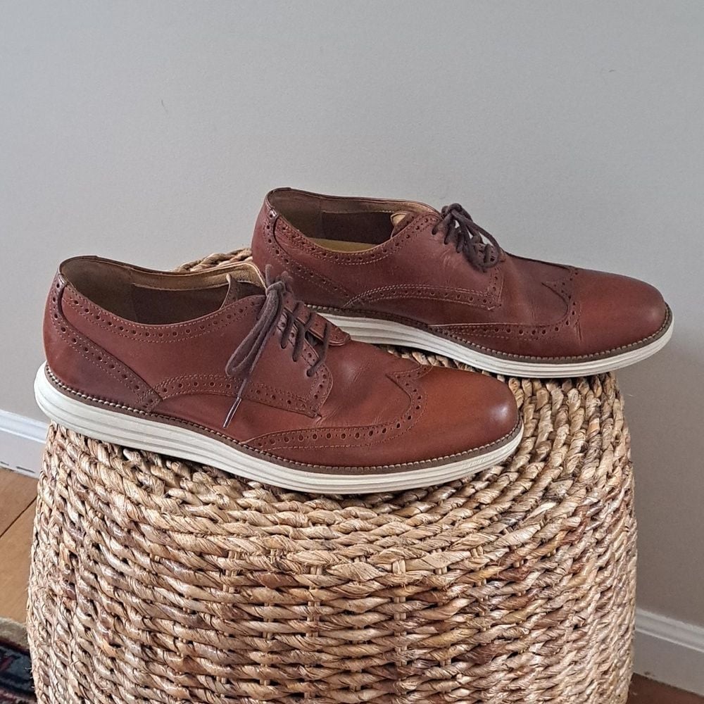 Cole Haan Mens Original Grand Wingtip Oxford Shoes Woodbury Brown/ Ivory Sz.11.5