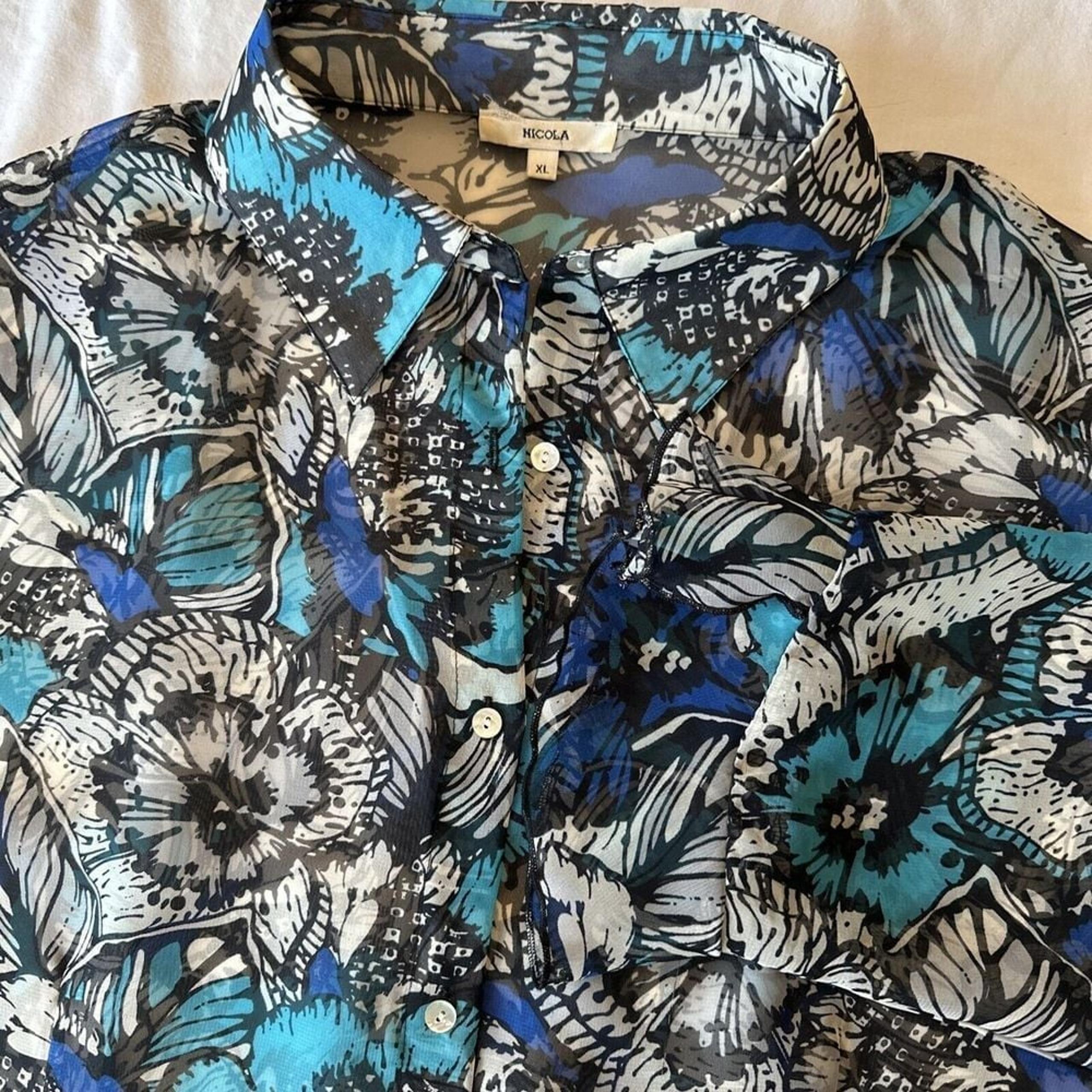 Nicola Vintage Women's XL Sheer Blouse Button Down Long Sleeve Floral Ruffle