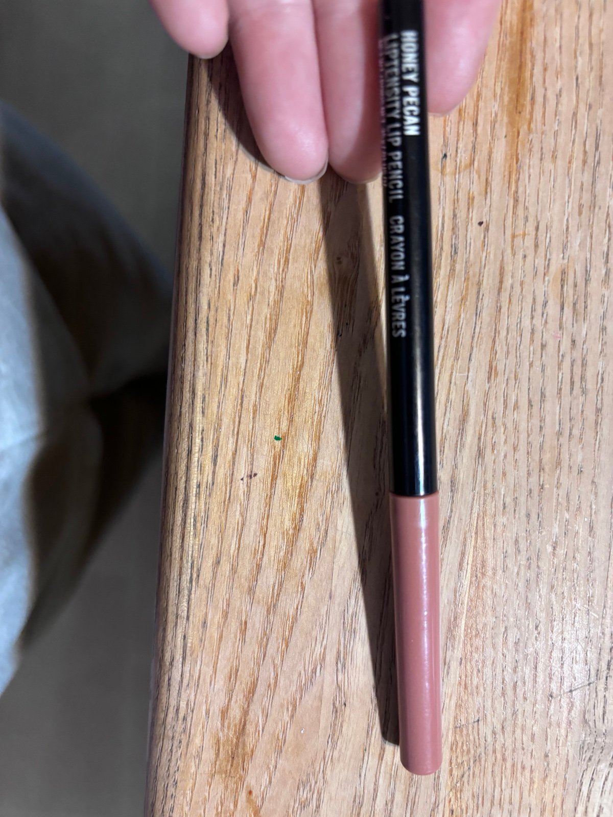 Mac honey pecan lip liner