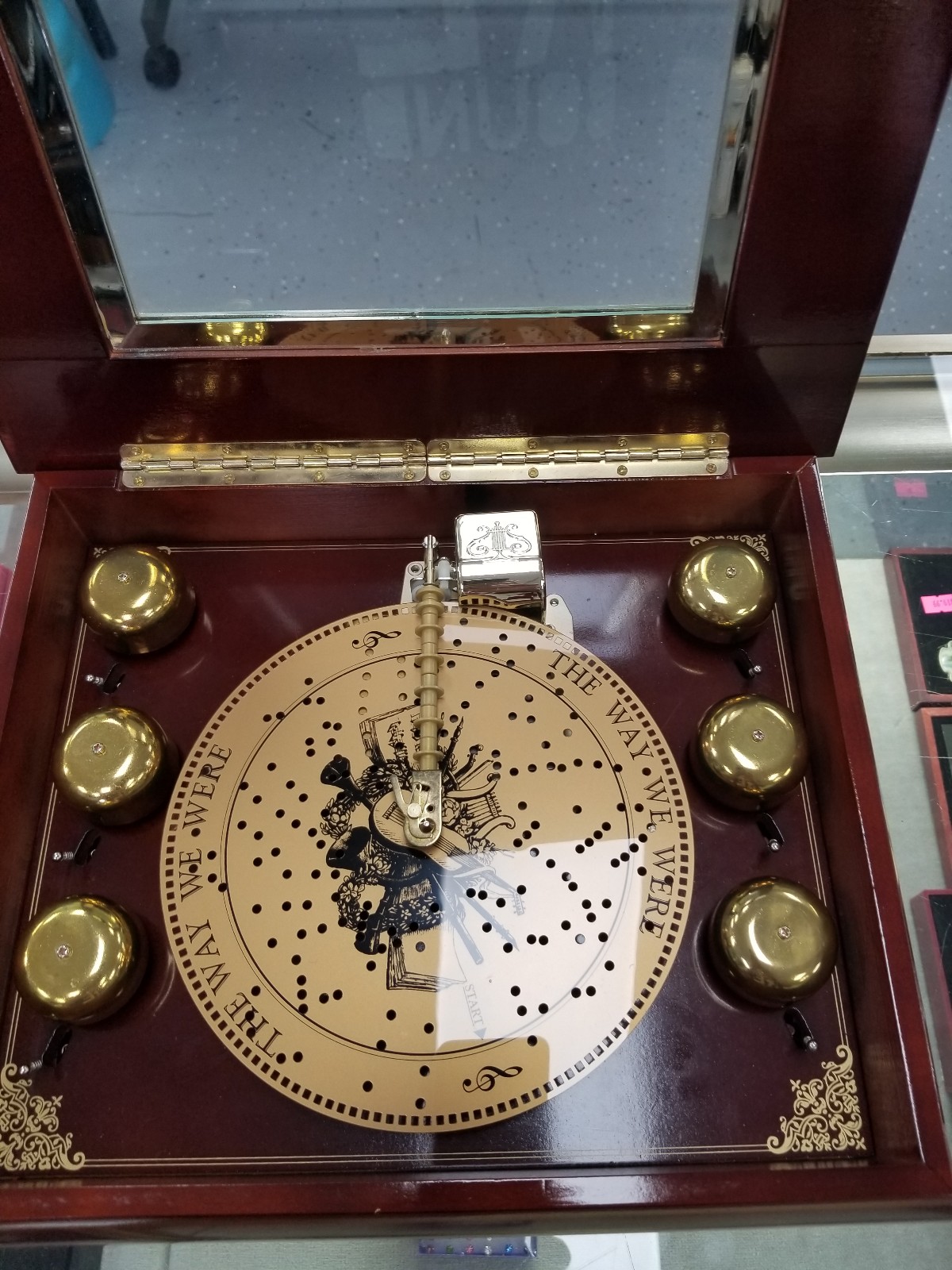 Vintage symphonium outlet Mr Christmas