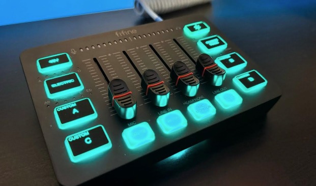 Gaming Audio Mixer, Streaming RGB PC Mixer with XLR Microphone Interface