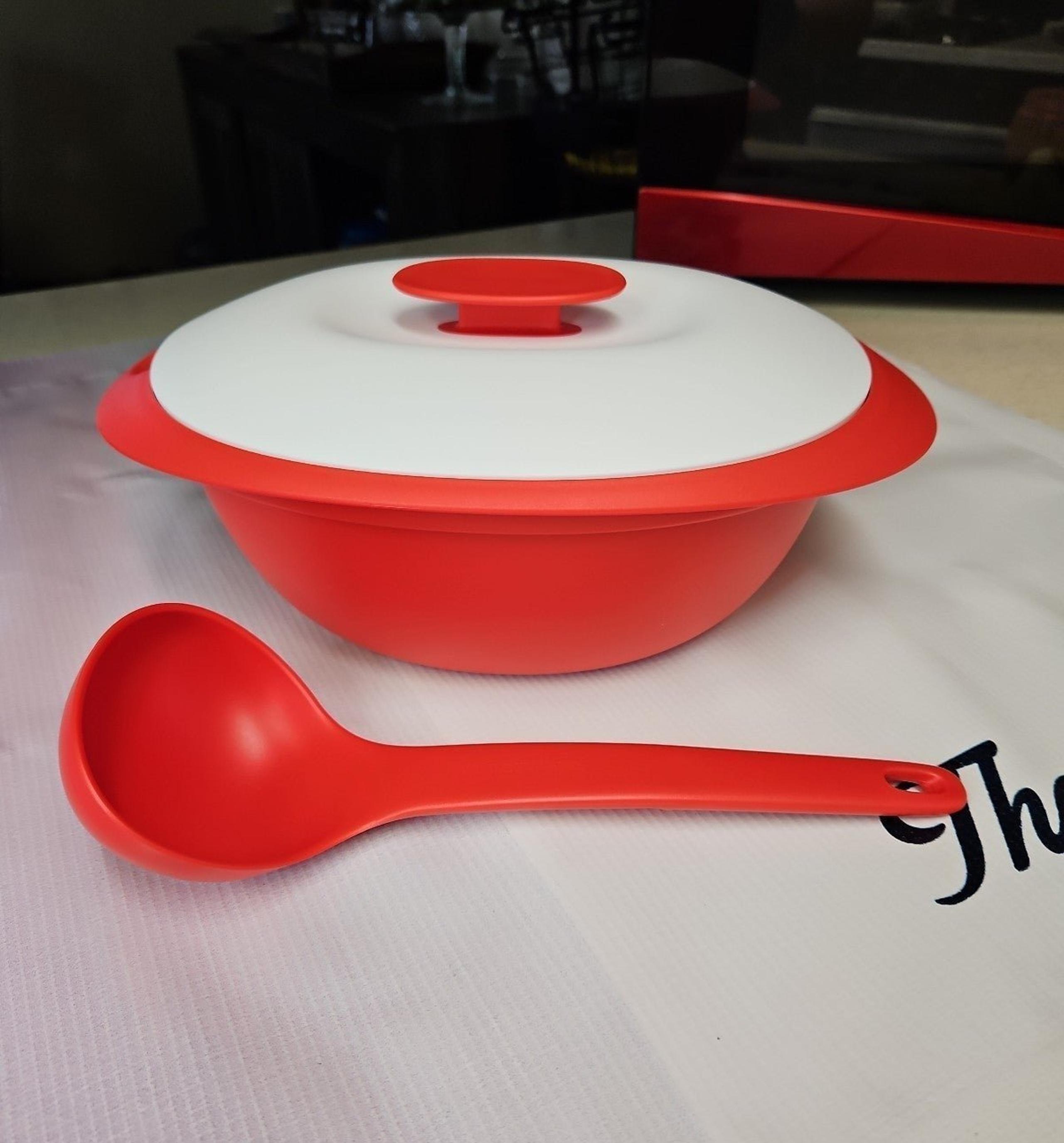 NEW! TUPPERWARE LEGACY SOUP BOWL 1.8 L