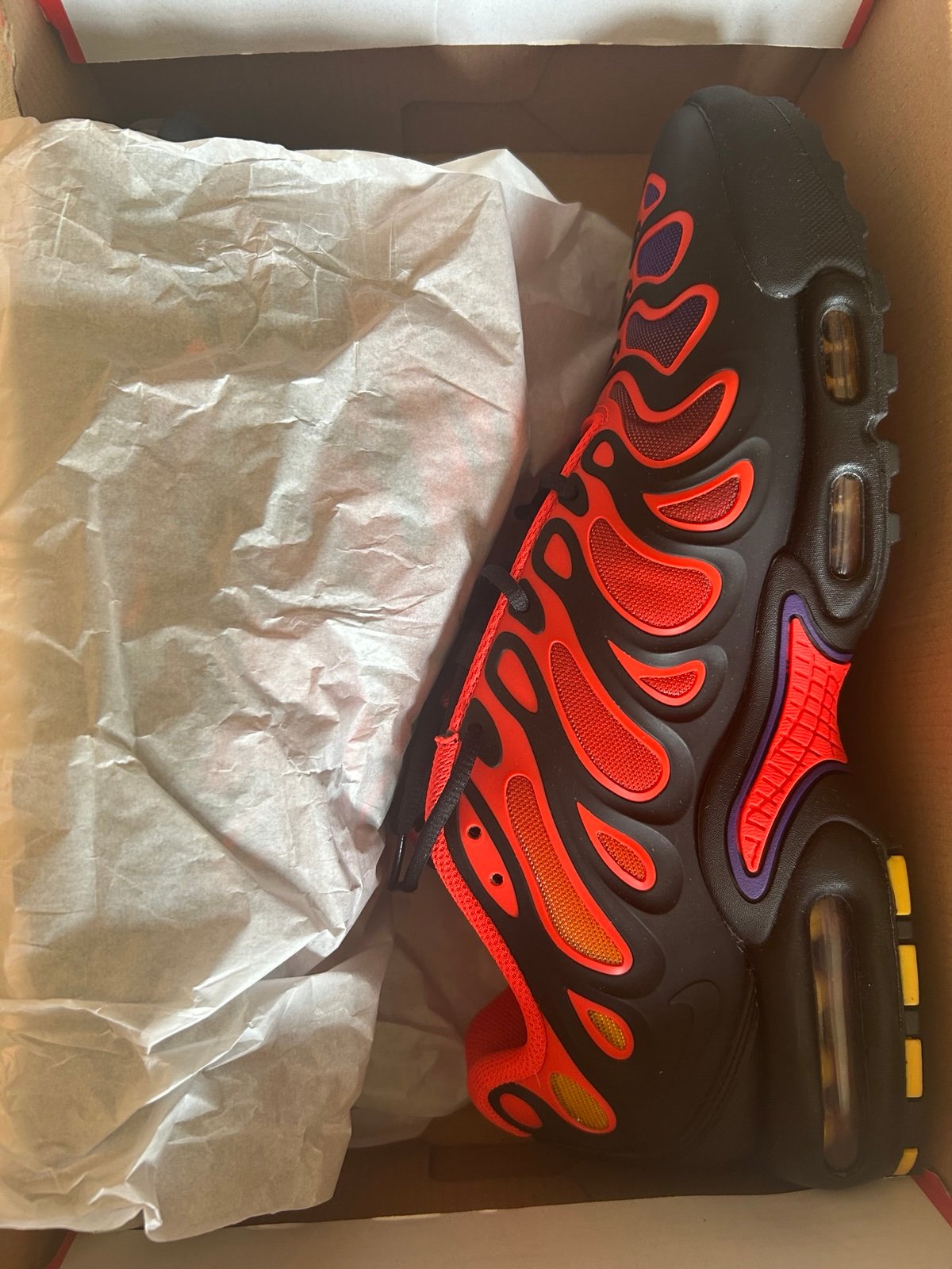 Nike air max plus drift size 10.5 BRAND NEW!!