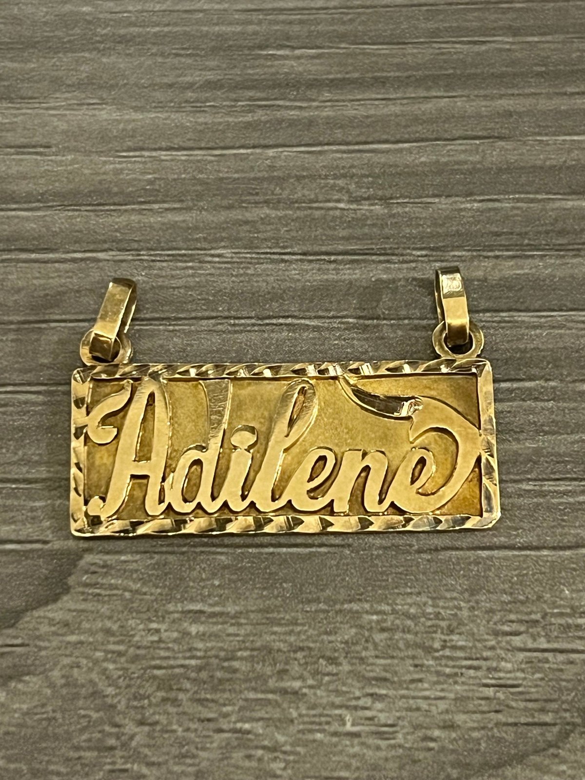 Adilene pendant Nameplate solid 10k gold