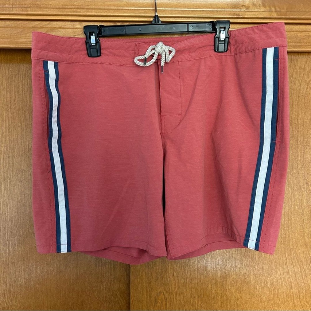 Faherty Retro Surf Stripe Boardshorts Size 40 Beach Summer Vacation Pool Swim