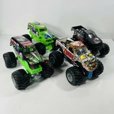 A Lot Of 4 Hot Wheels MONSTER JAM TRUCK Die-Cast Vehicle 1:24 Scale Mattel