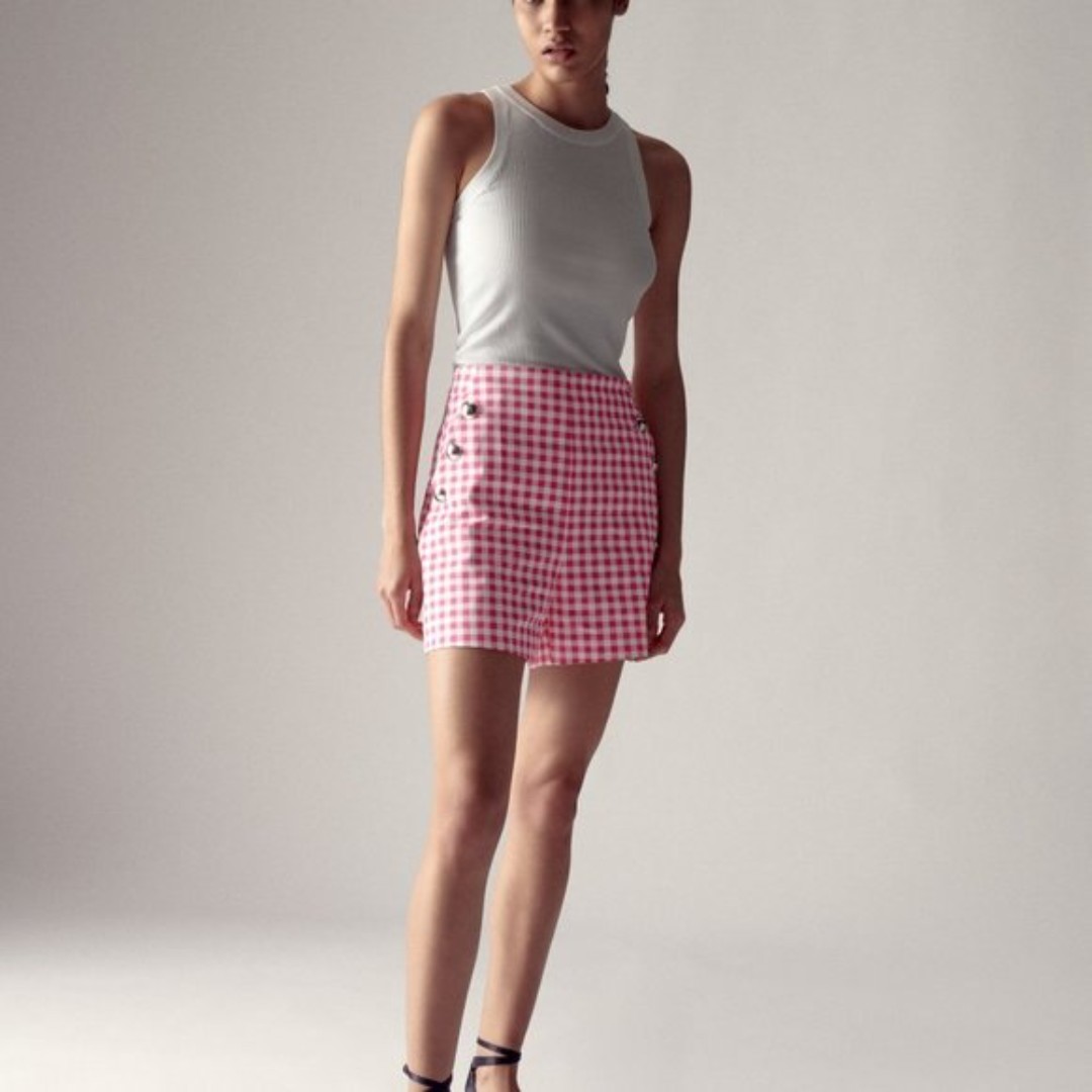 Zara Pink and White Gingham Shorts (NWT)