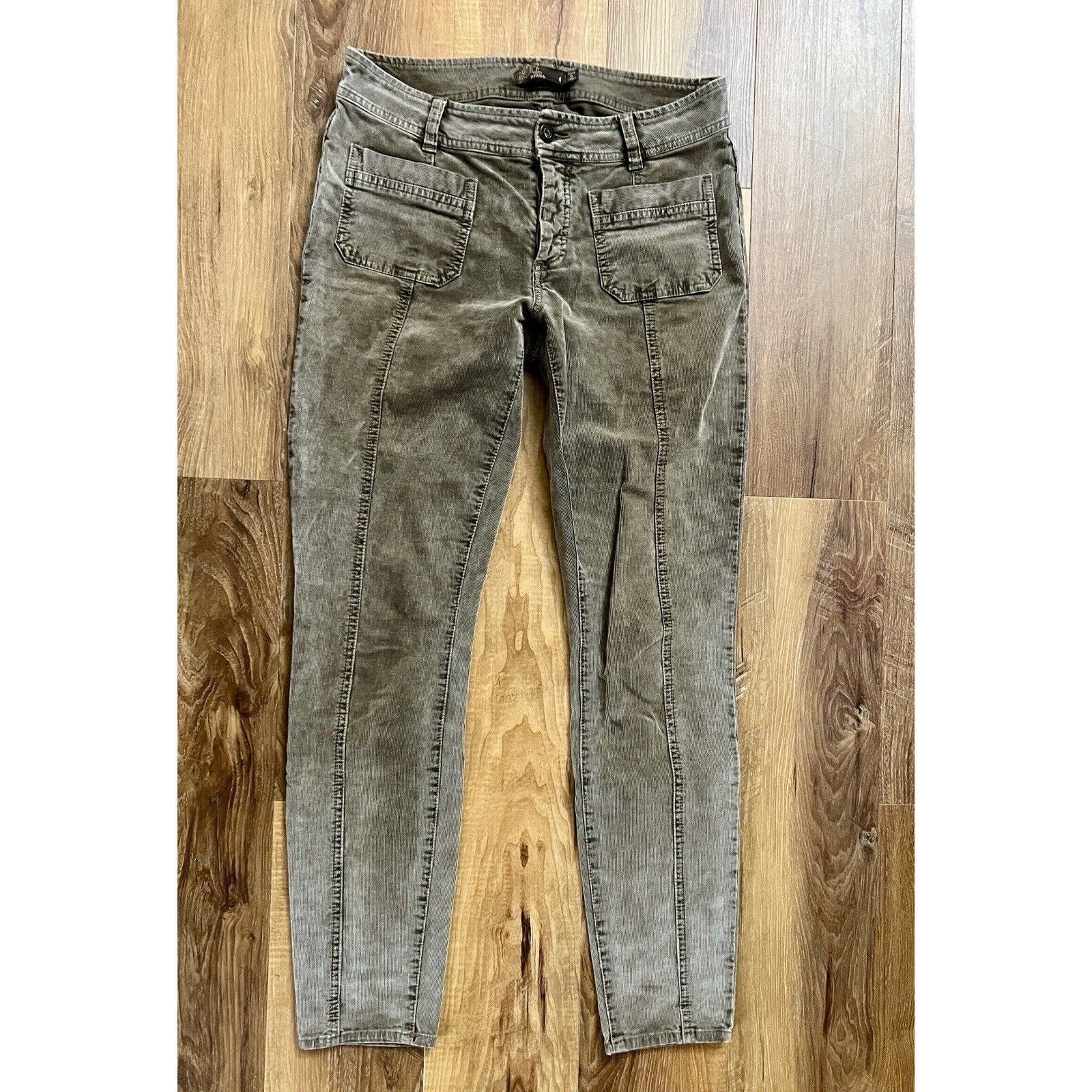 PrAna Women’s Straight Skinny Button Corduroy Pants Size 6 EUC
