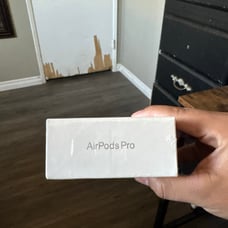 AirPods pro gen2