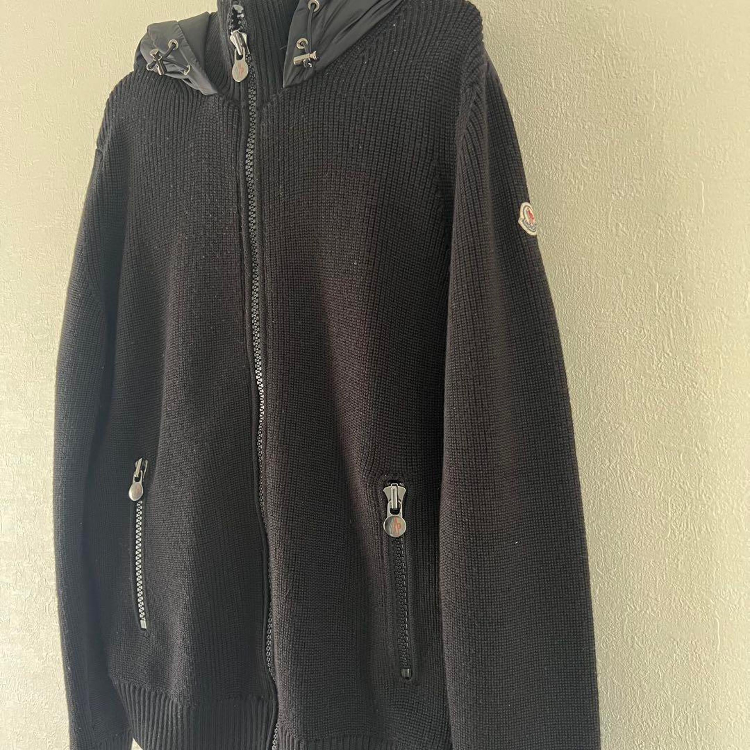 Moncler (Moncler)
