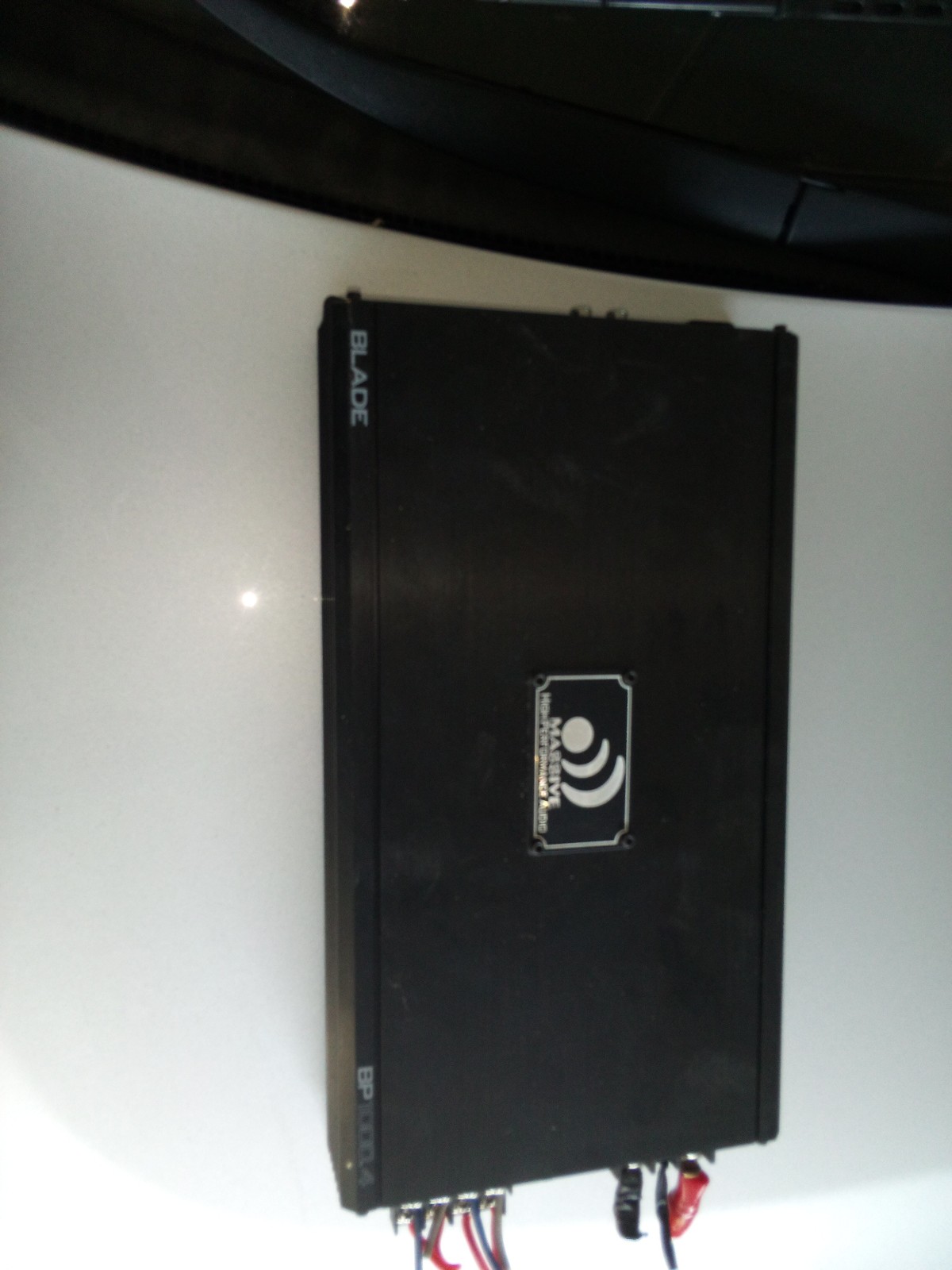 Massive blade car amp
