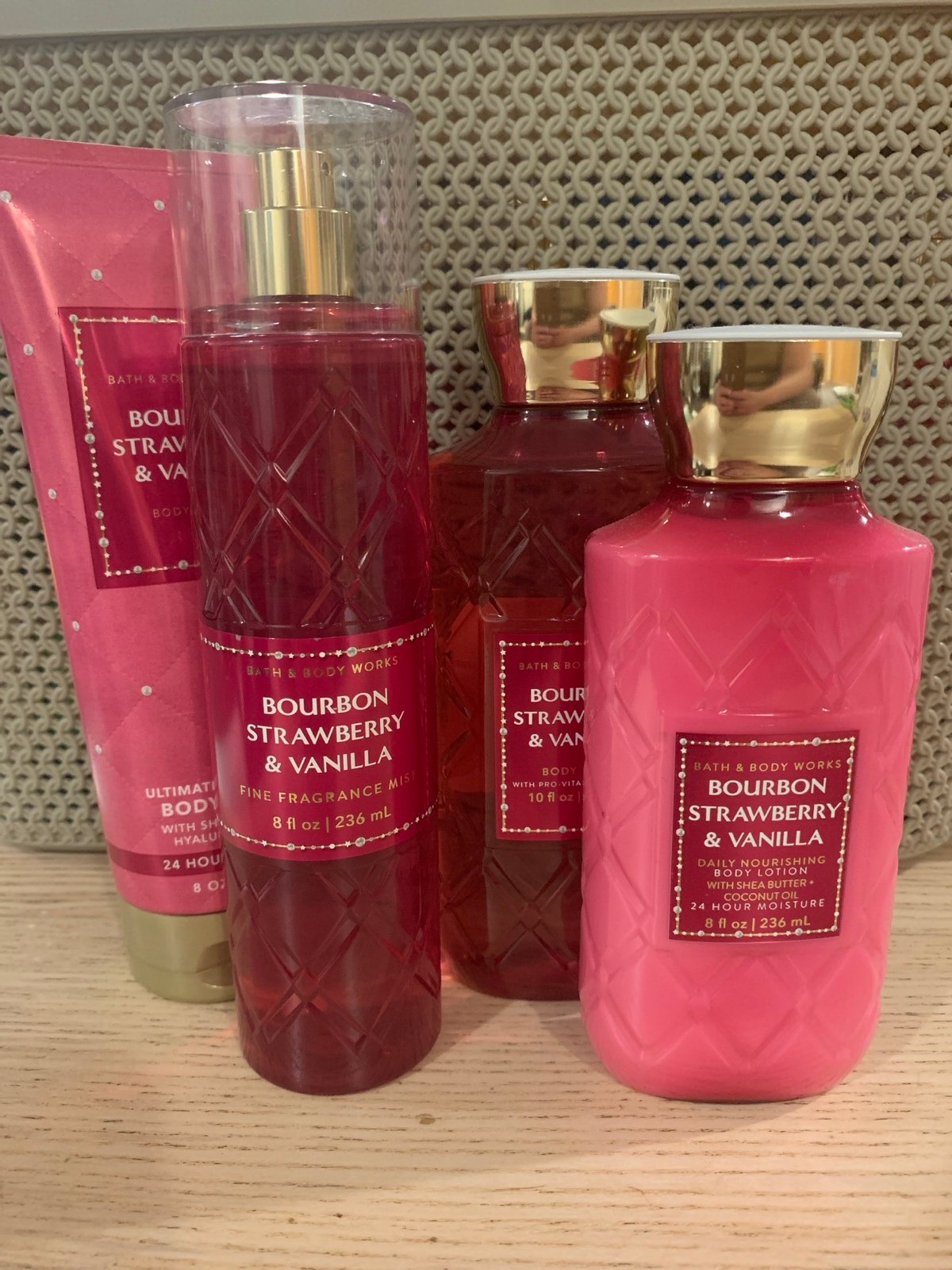Bath and Body Works Bourbon Strawberry & Vanilla set