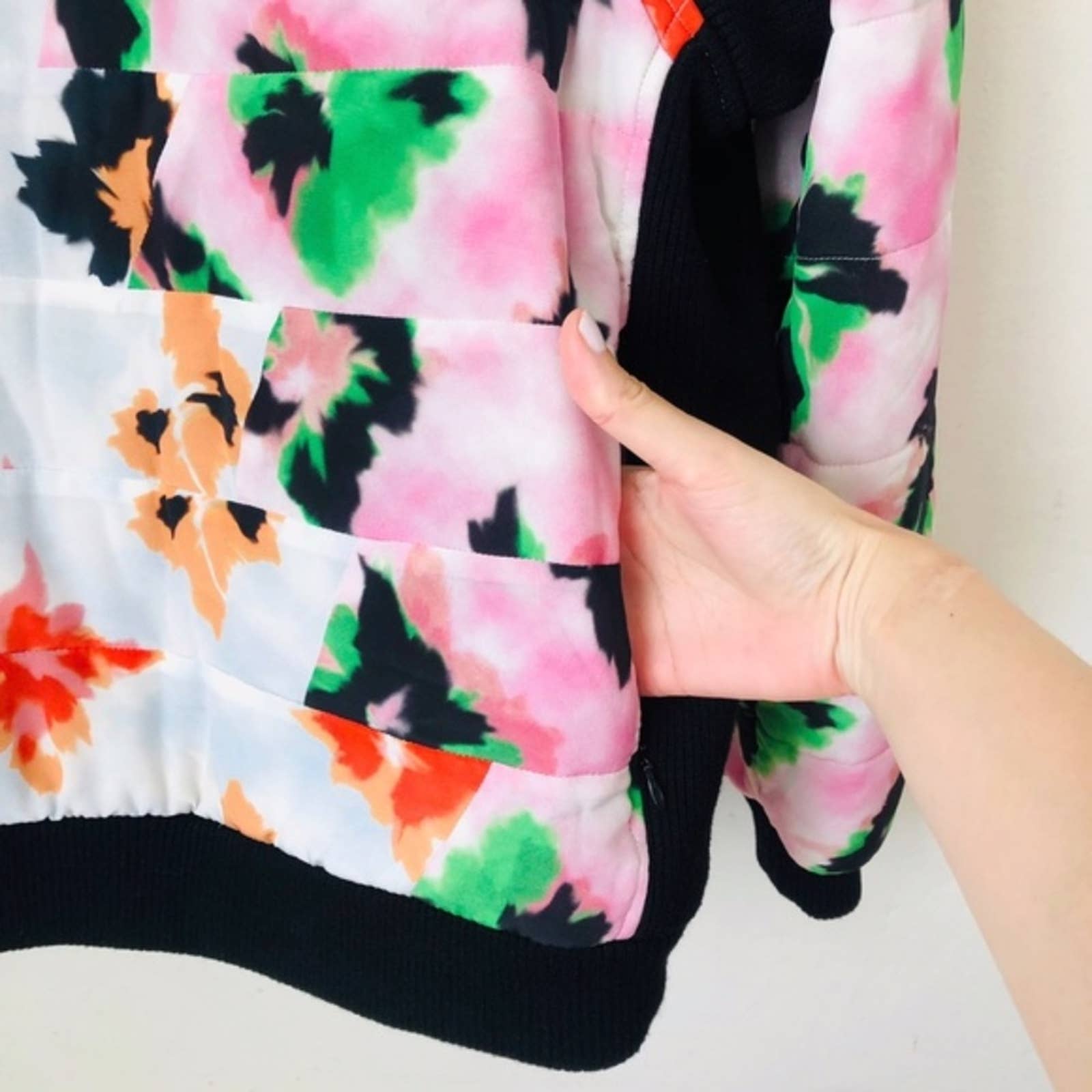 OPENING CEREMONY Silk Floral Quilted Pullover sale Jacket Size S