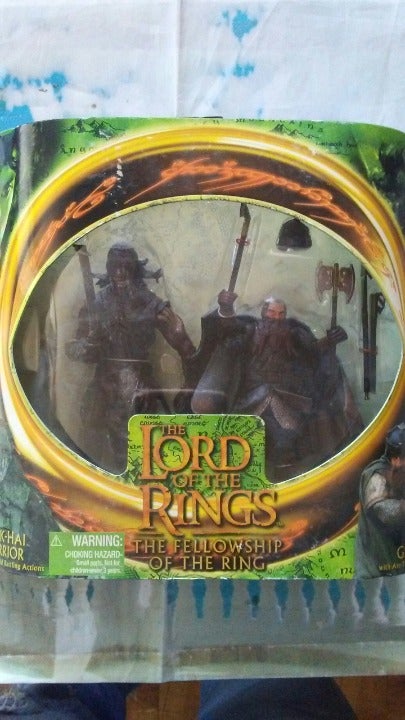 GIMLI URUK HAI WARRIOR LORD OF THE RINGS NEW TOY BIZ 2001