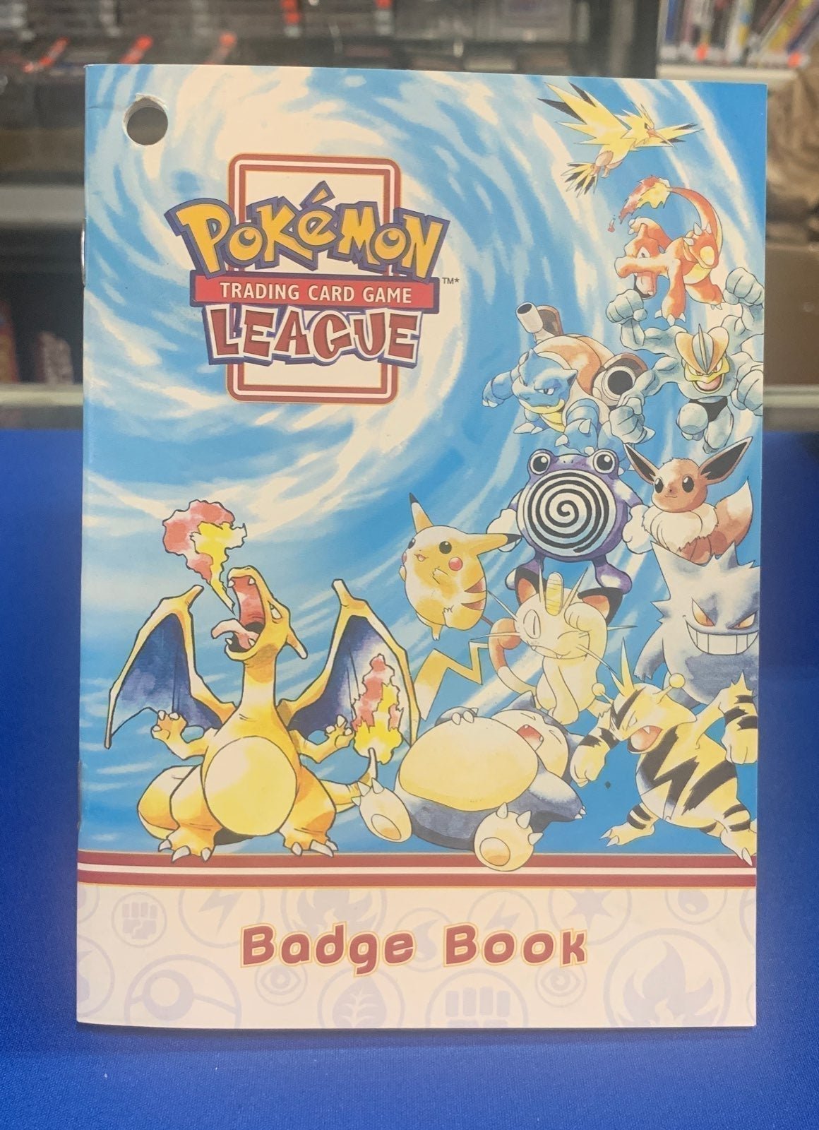 1999 Pokemon League TCG Badge Book Vintage NEW No Marks