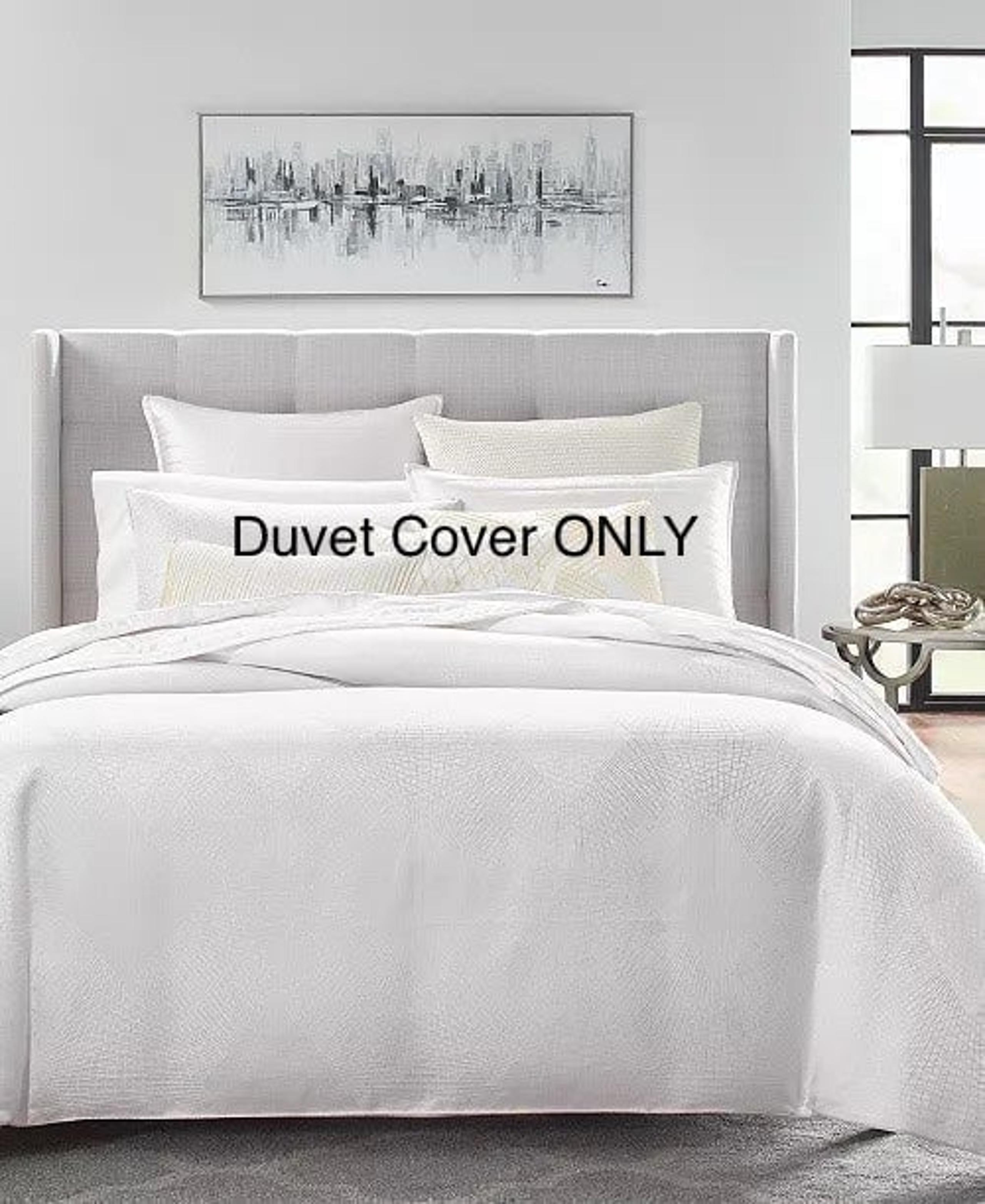 BRAND NEW ALMOST 70% off DUVET COVER KING HOTEL COLLECTION