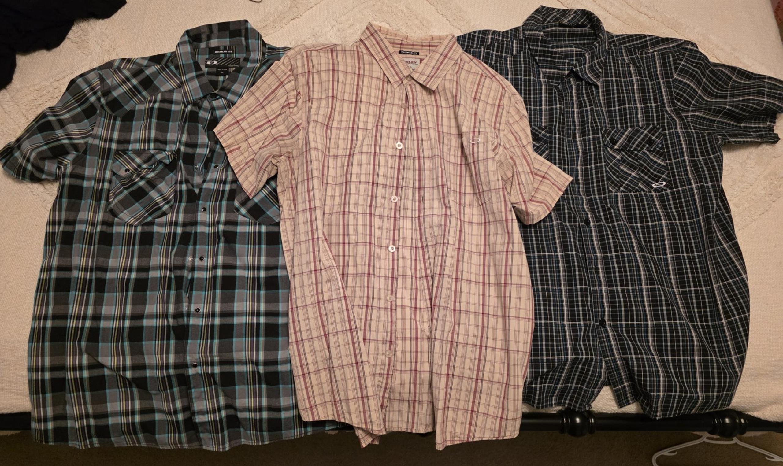 Lot of 3 Oakley Short Sleeve Button Down Shirt Mens Size XL Plaid Casual Camp