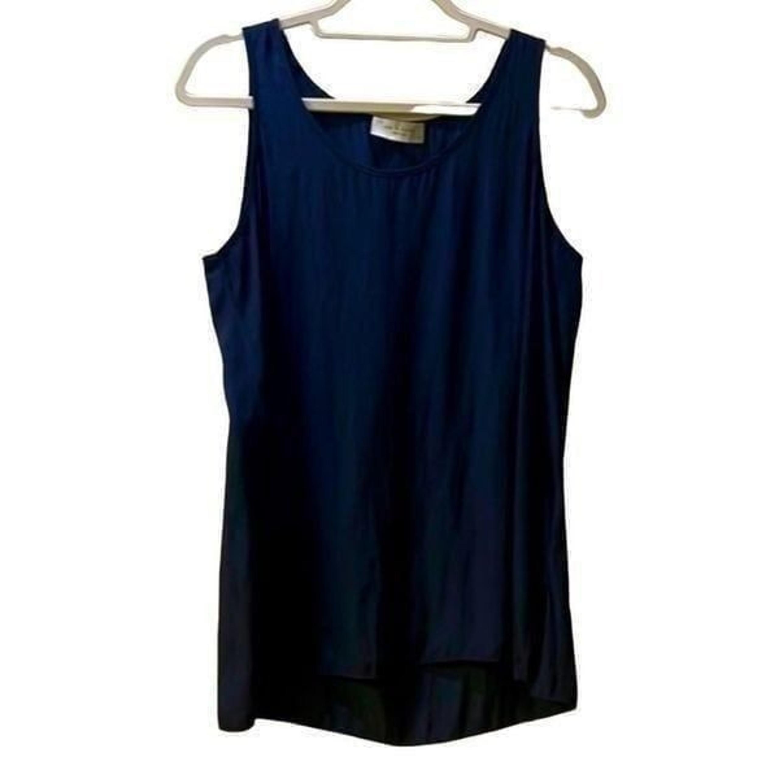 Lola & Sophie New York Women’s Medium Silky Sleeveless Navy Shell Top Blouse
