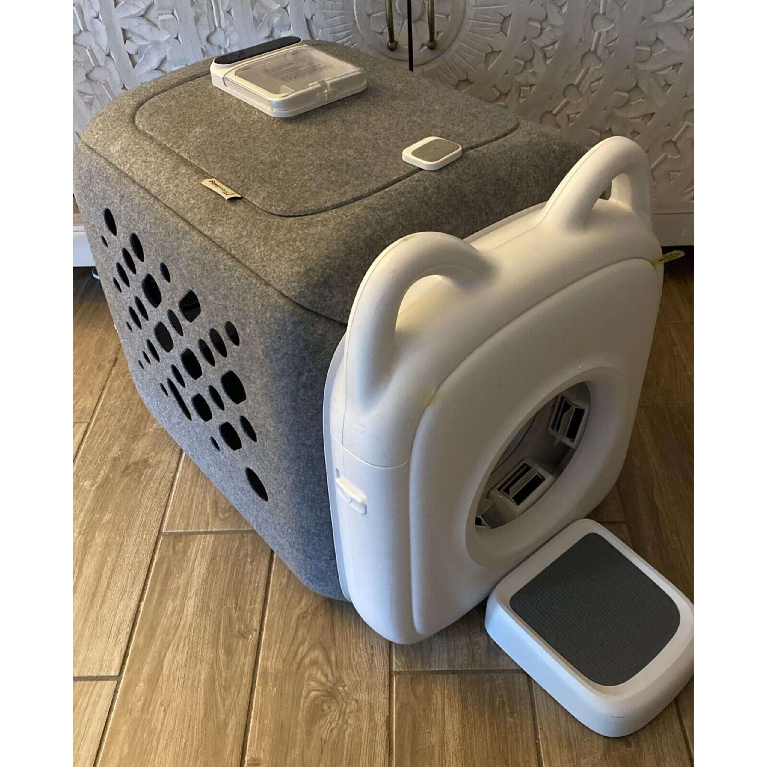 PawSwing Automatic Cat Grooming House Paw Swing