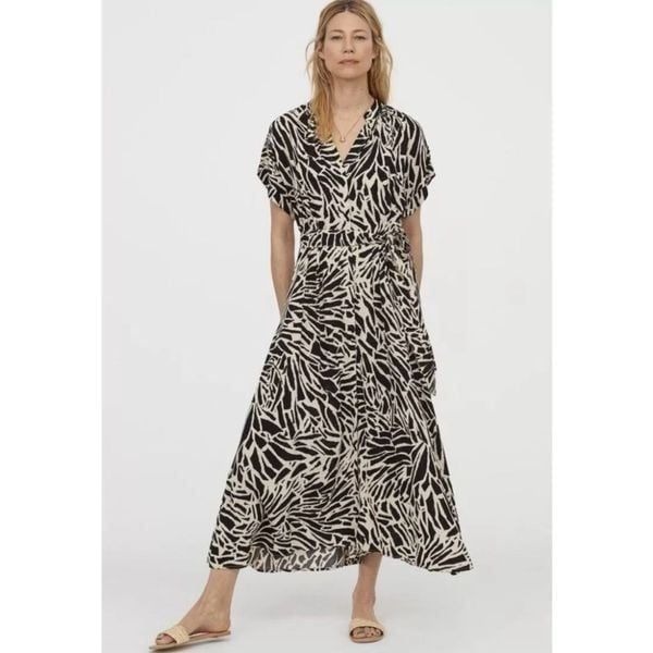 H&M Blogger Favorite Zebra Print Button Front Maxi Dress Black, White Size L