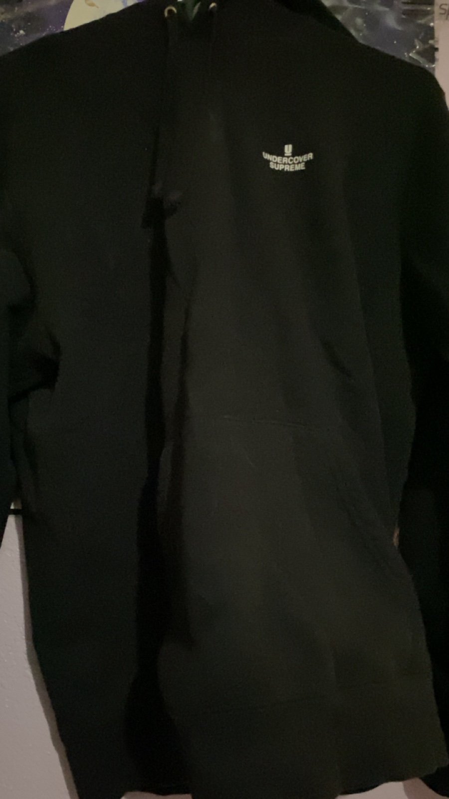 Supreme hoodie