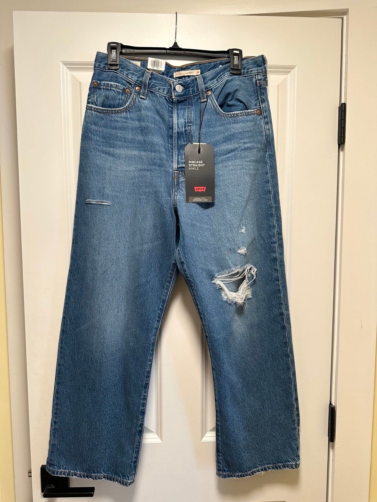 NWT Levi’s Ribcage Straight Ankle Super High-Rise 30x27