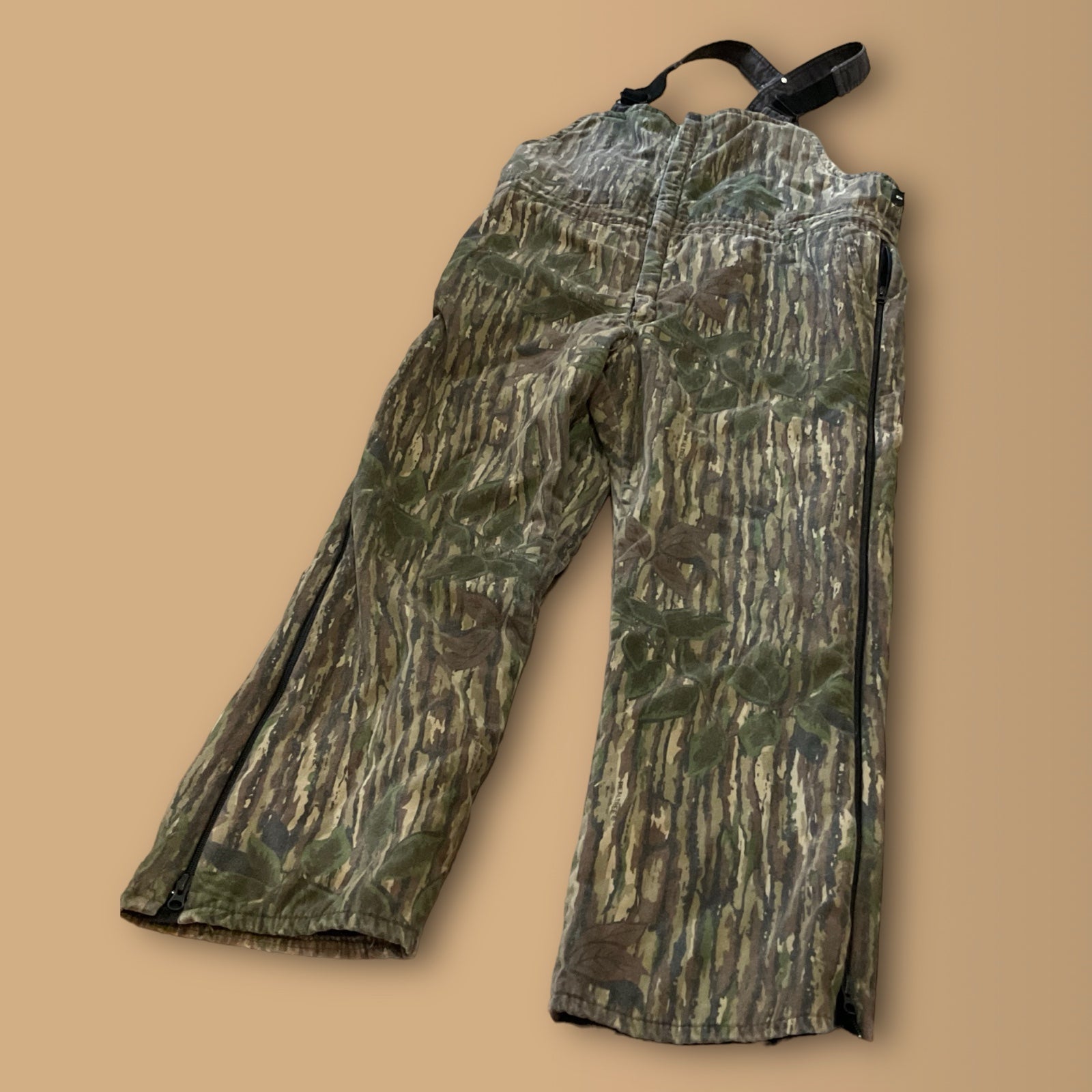 Gander Mountain Guide Series insulated bib overalls, Size XL