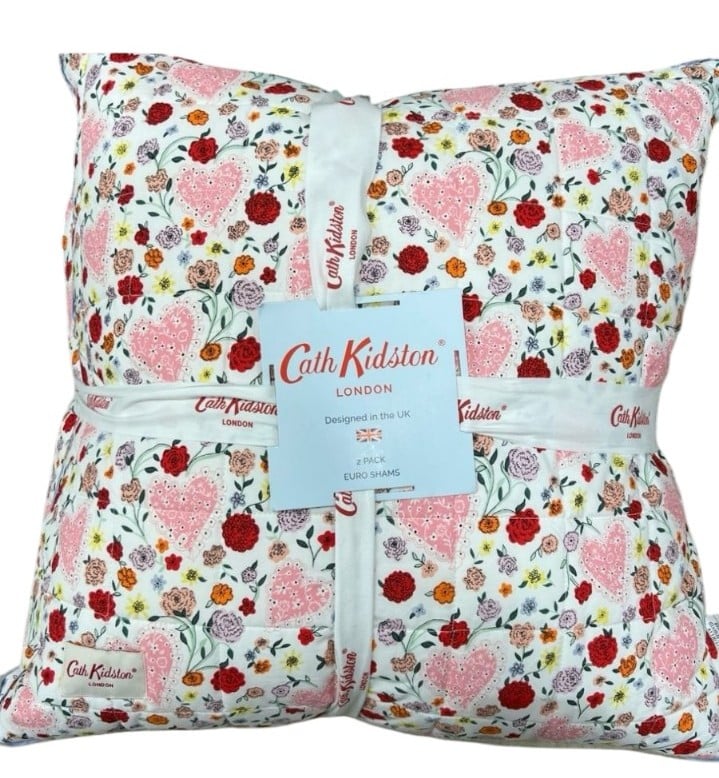 Cath Kidston London Valentine's Day Euro Shams Pillows 2 Pack Hearts Floral NEW