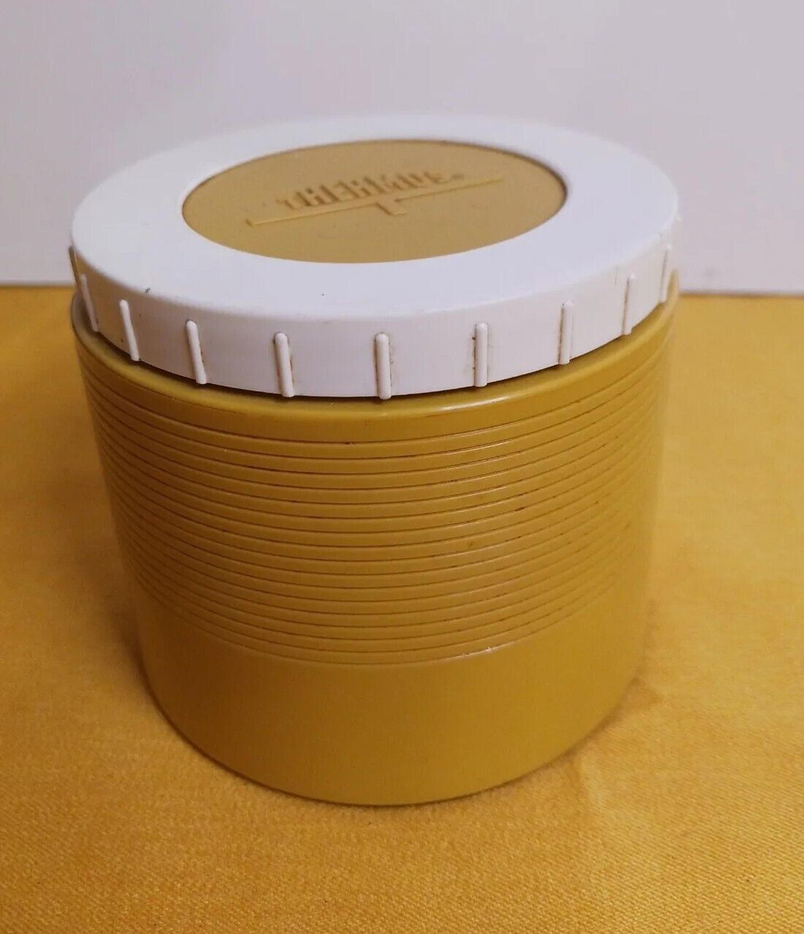 Vintage Thermos, Model 1155 Yellow, Insulated 1 Cup Soup Container VG Condition