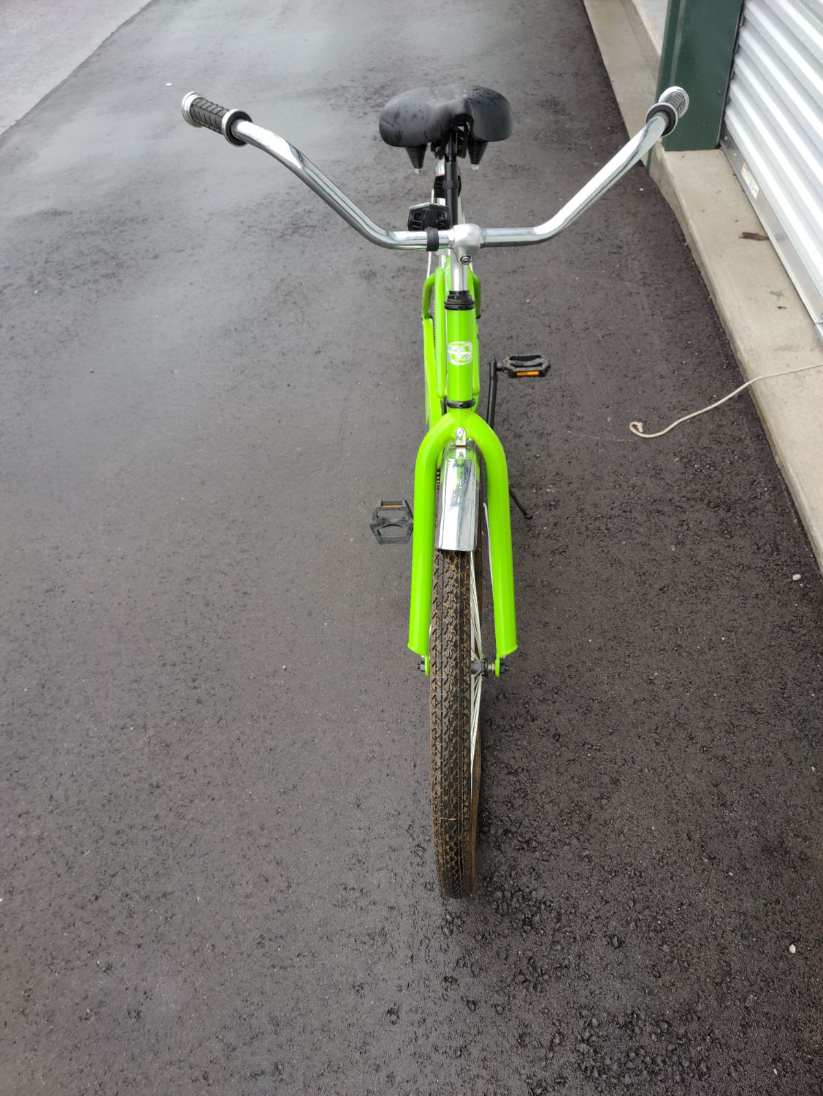 A bike green bike