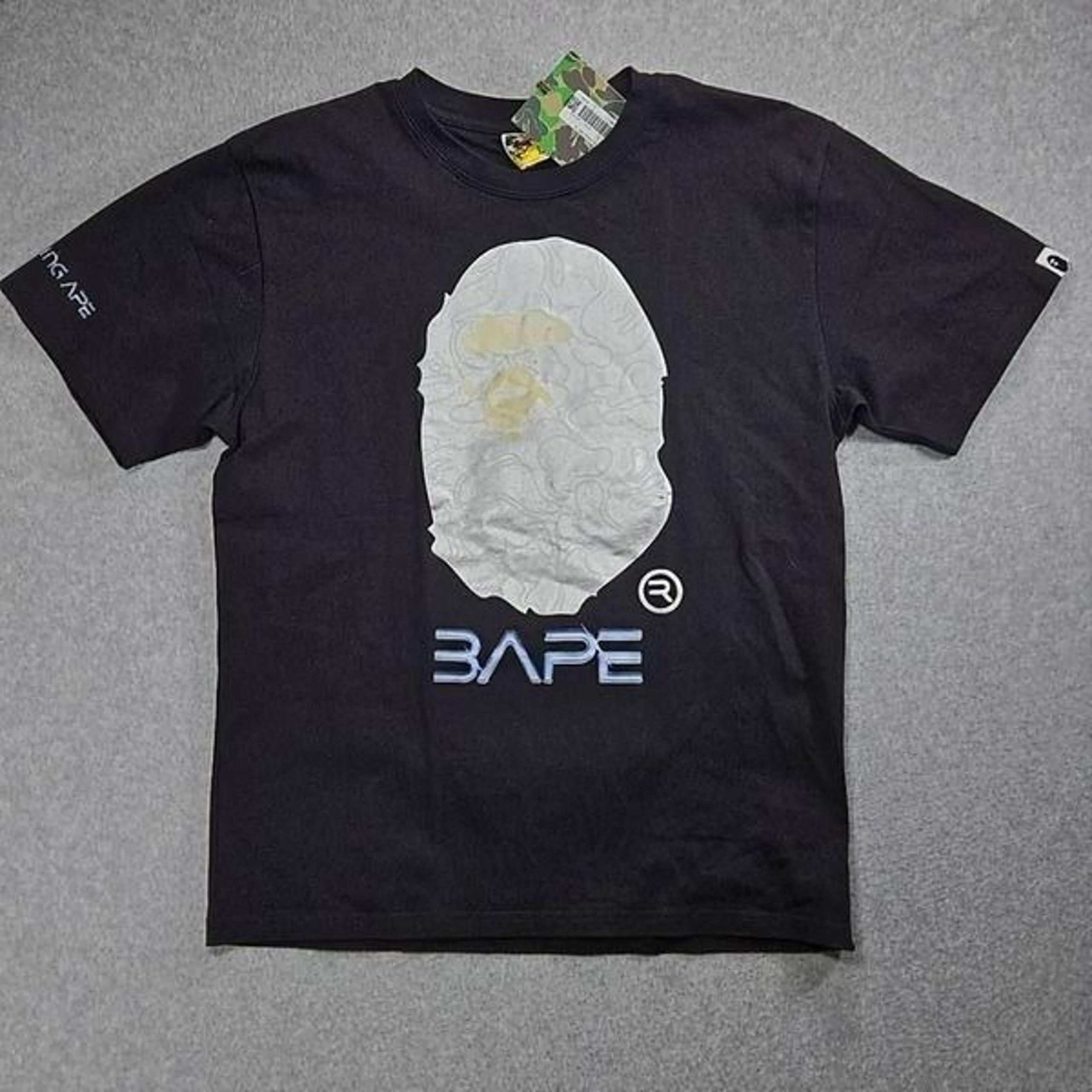 New BAPE T-shirt Large NWT made in Japan