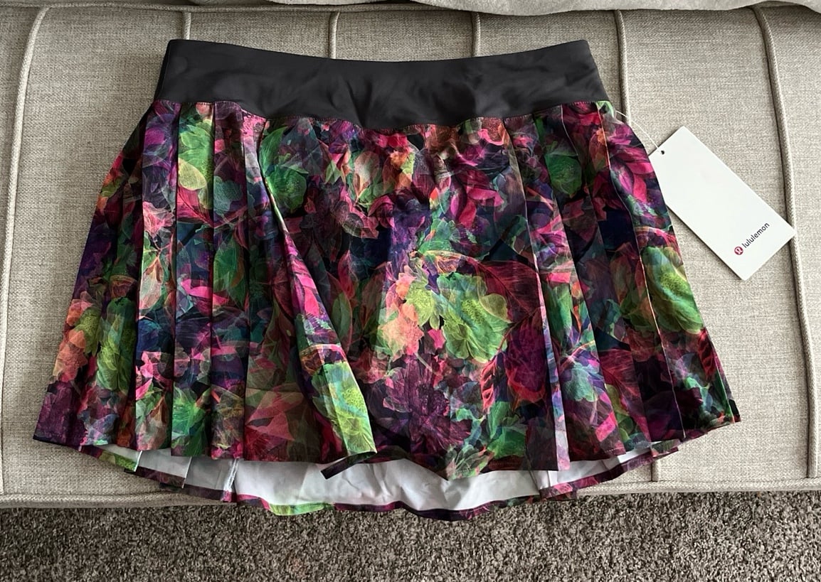 Lululemon tennis/golf skirt