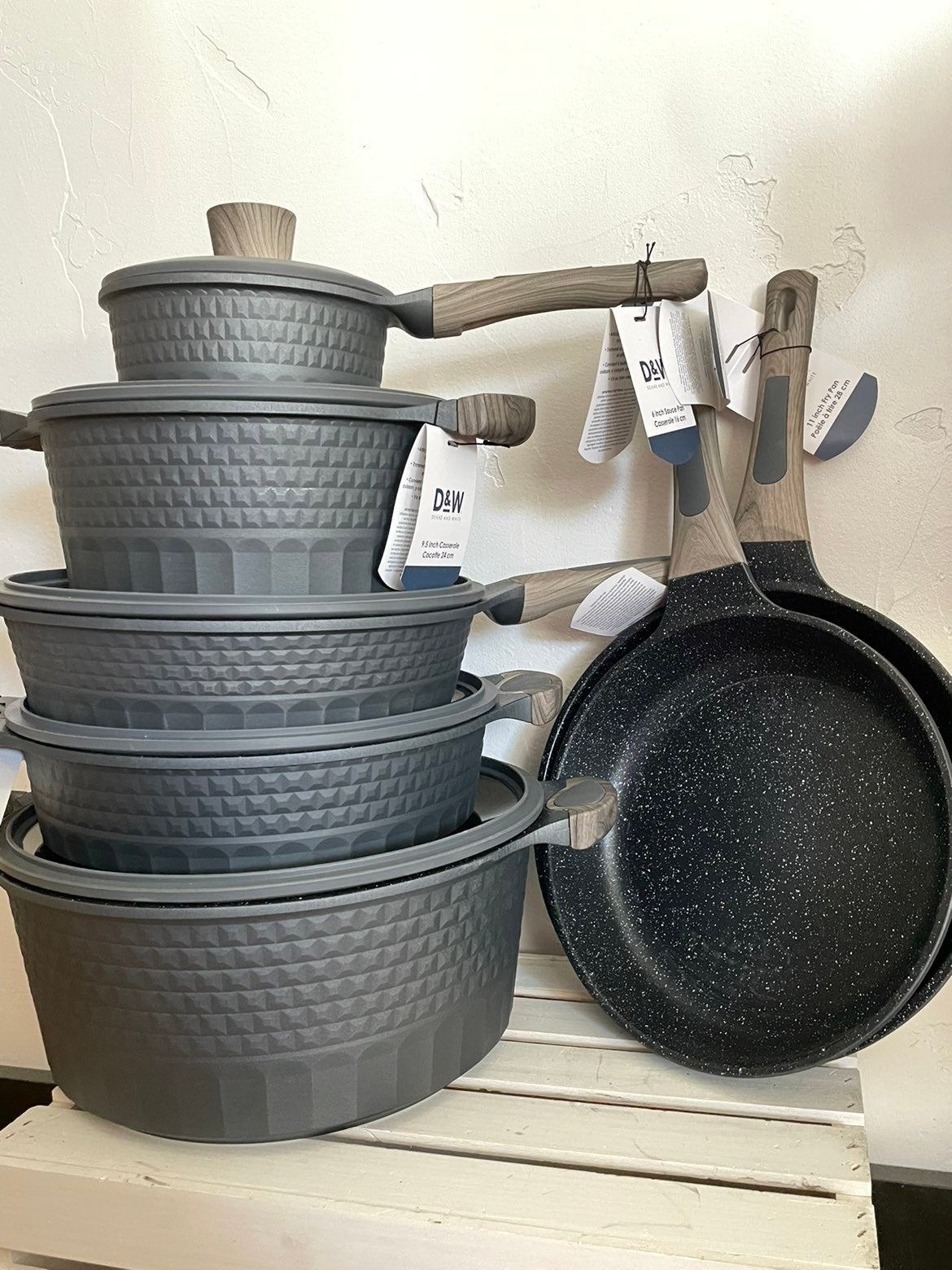D&W/Palm Full 12 Piece Speckled Black Cookware Set **Beand New Hard to Find!**