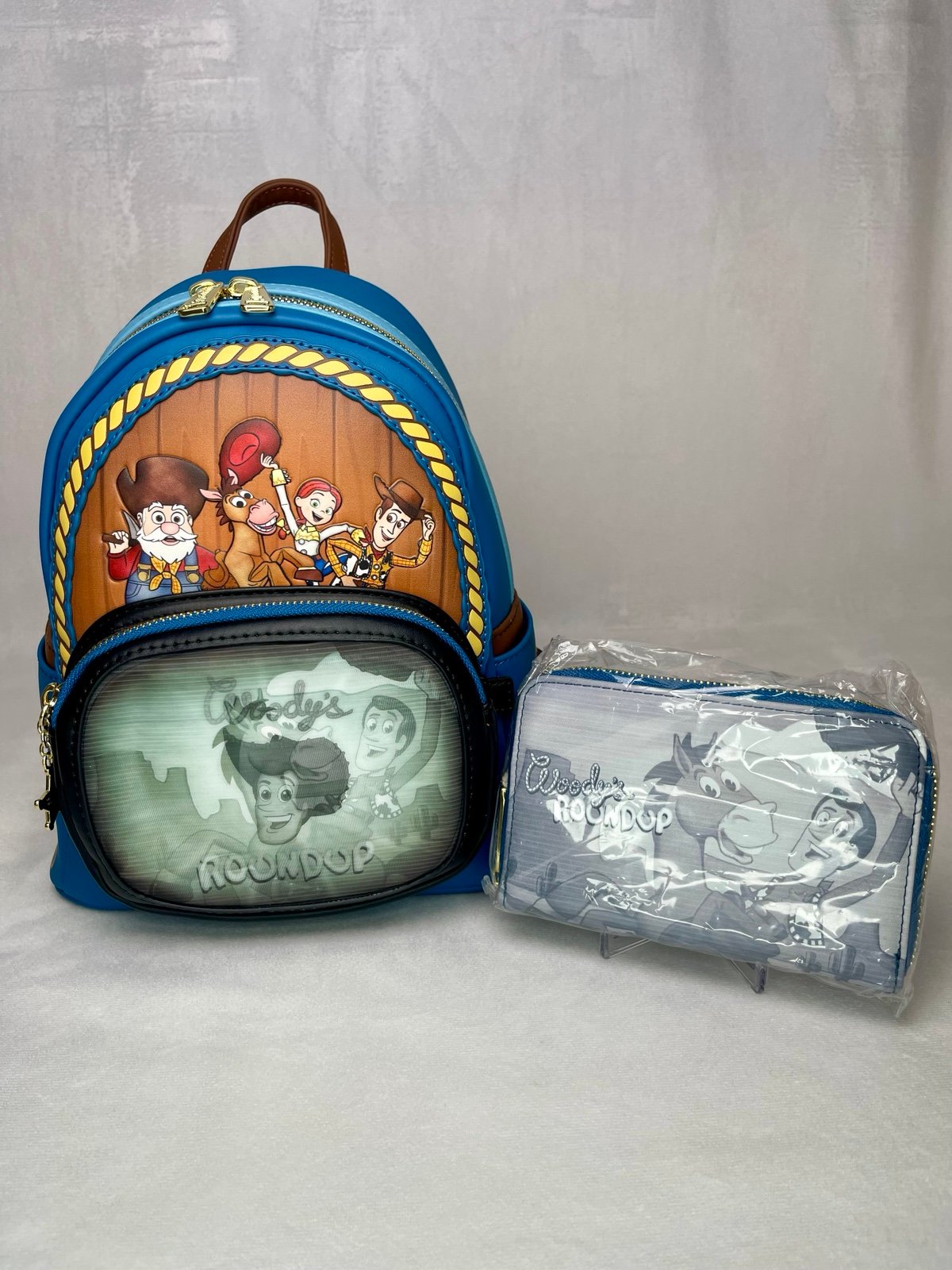 Disney Pixar Toy Story LACC Exclusive Woodys Round Up Loungefly Backpack/Wallet