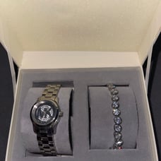 MICHAEL KORS MK3668 Women's Sliver Tone Watch Bracelet Set NEW