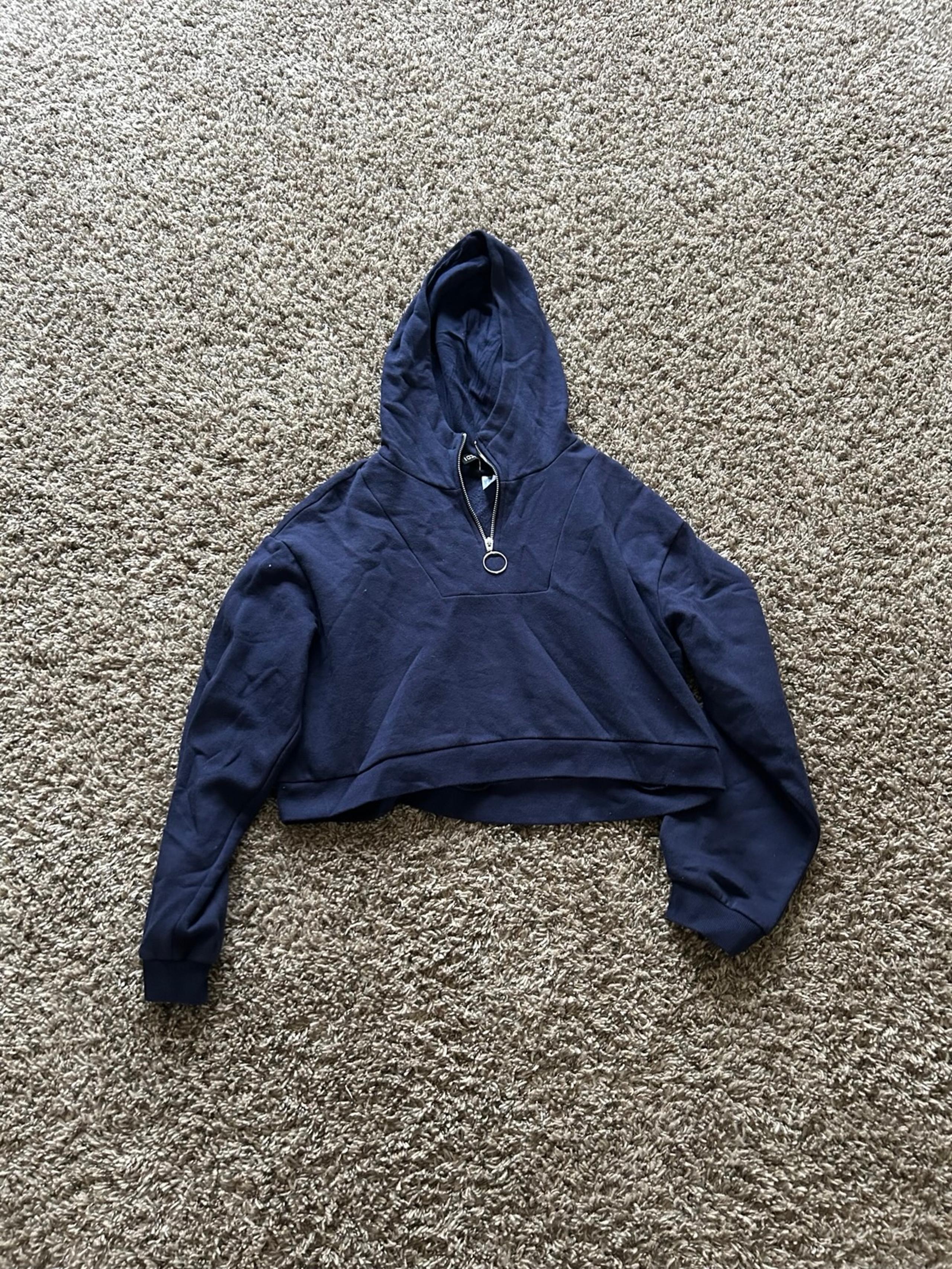 Cropped Hoodie