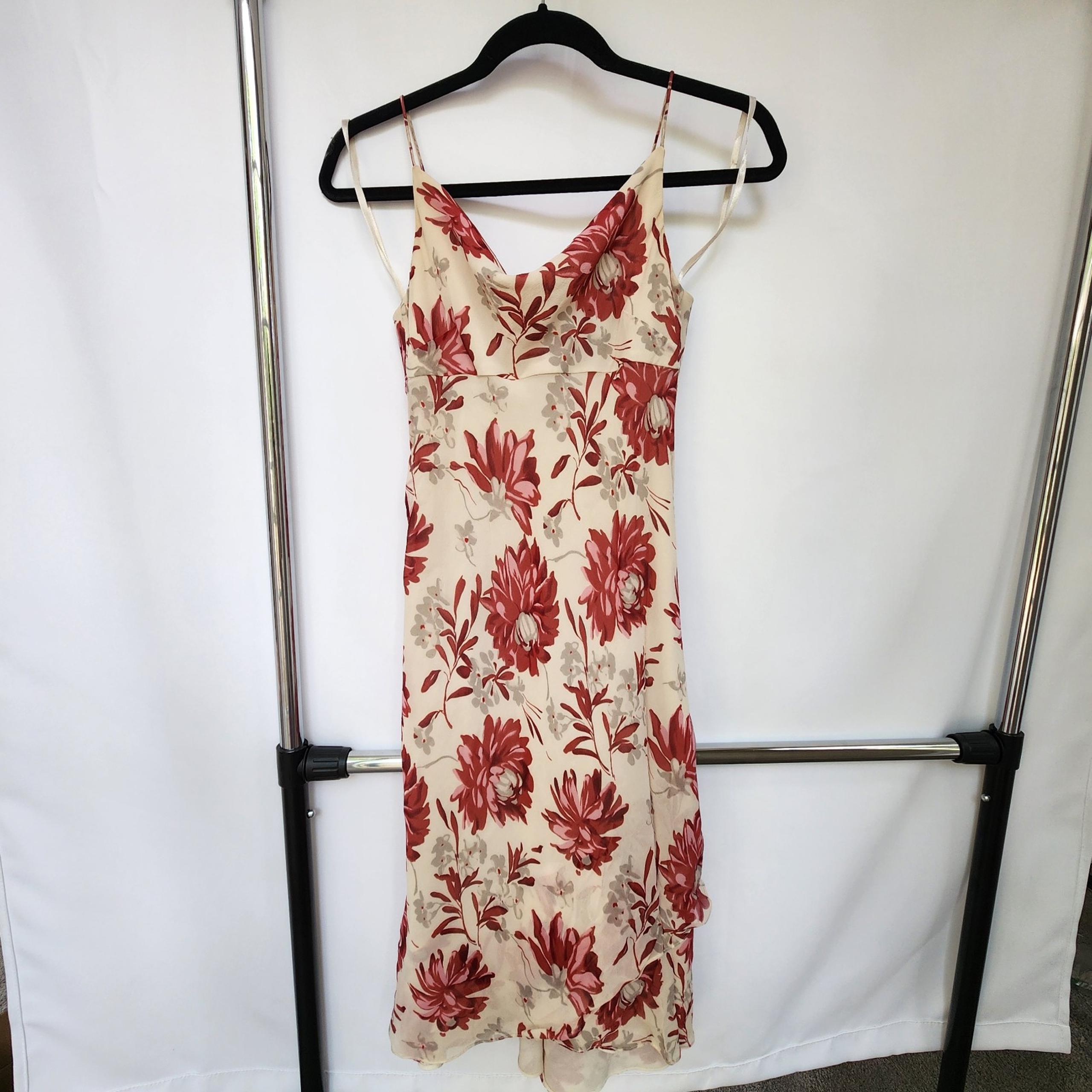 Ann Taylor Red Floral Chrysanthemum Cream Summer Dress Size S