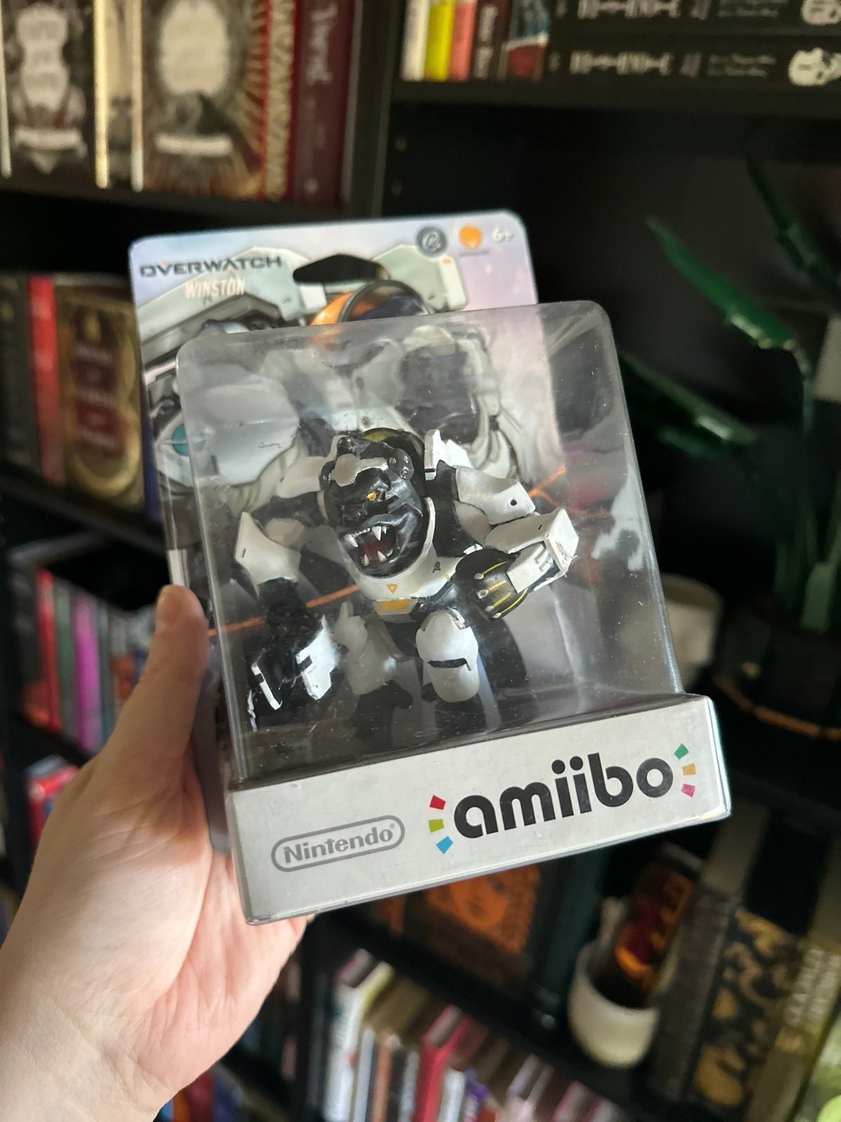 Custom GandaKris Winston Overwatch amiibo