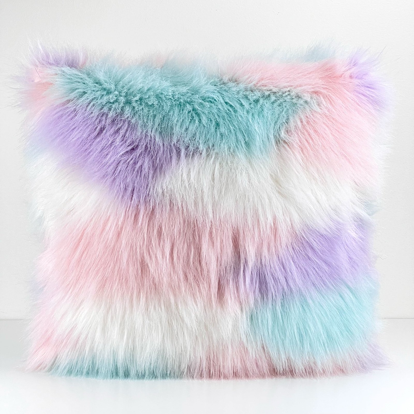 Pottery Barn Teen Unicorn Faux Fur 18 Pillow