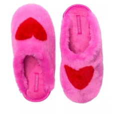 NWT VICTORIA’S SECRET Closed-Toe Faux Fur Slippers, PINK W/RED HEART MEDIUM