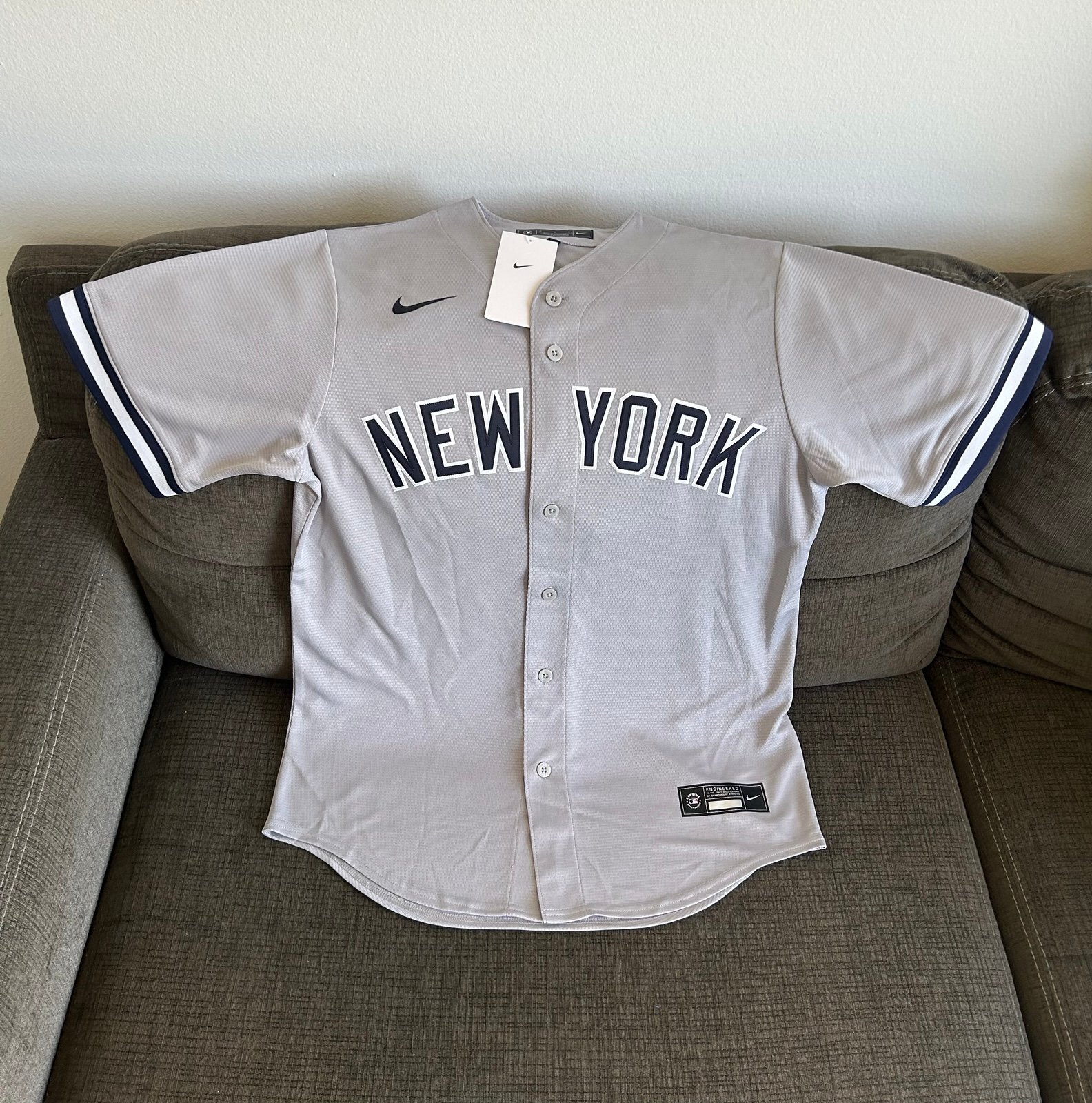 Nike Authentic New York Yankees Aaron Judge #99 Gray MLB Jersey Men’s Sz: M