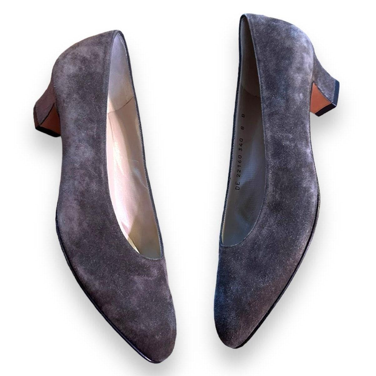 Vintage 90s Salvatore Ferragamo Suede Gray Pumps Slip On Kitten Block Heel 8