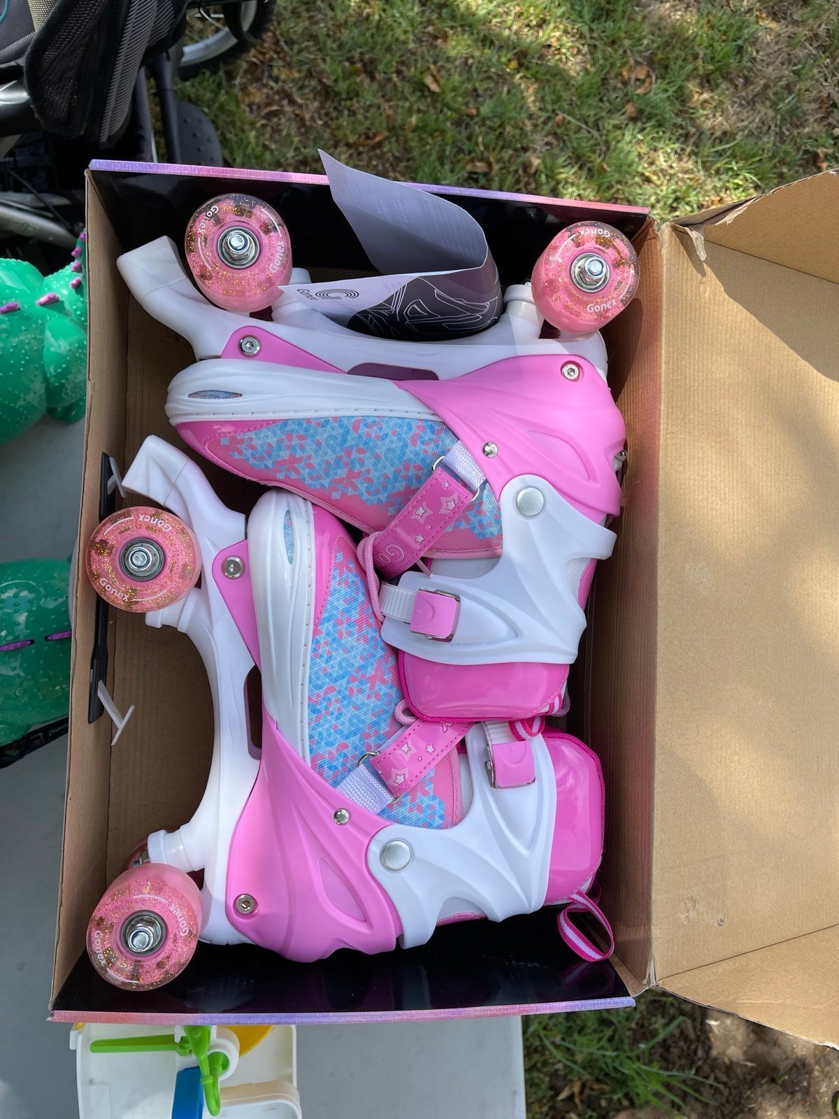 Gonex Roller Skates & Protection gear
