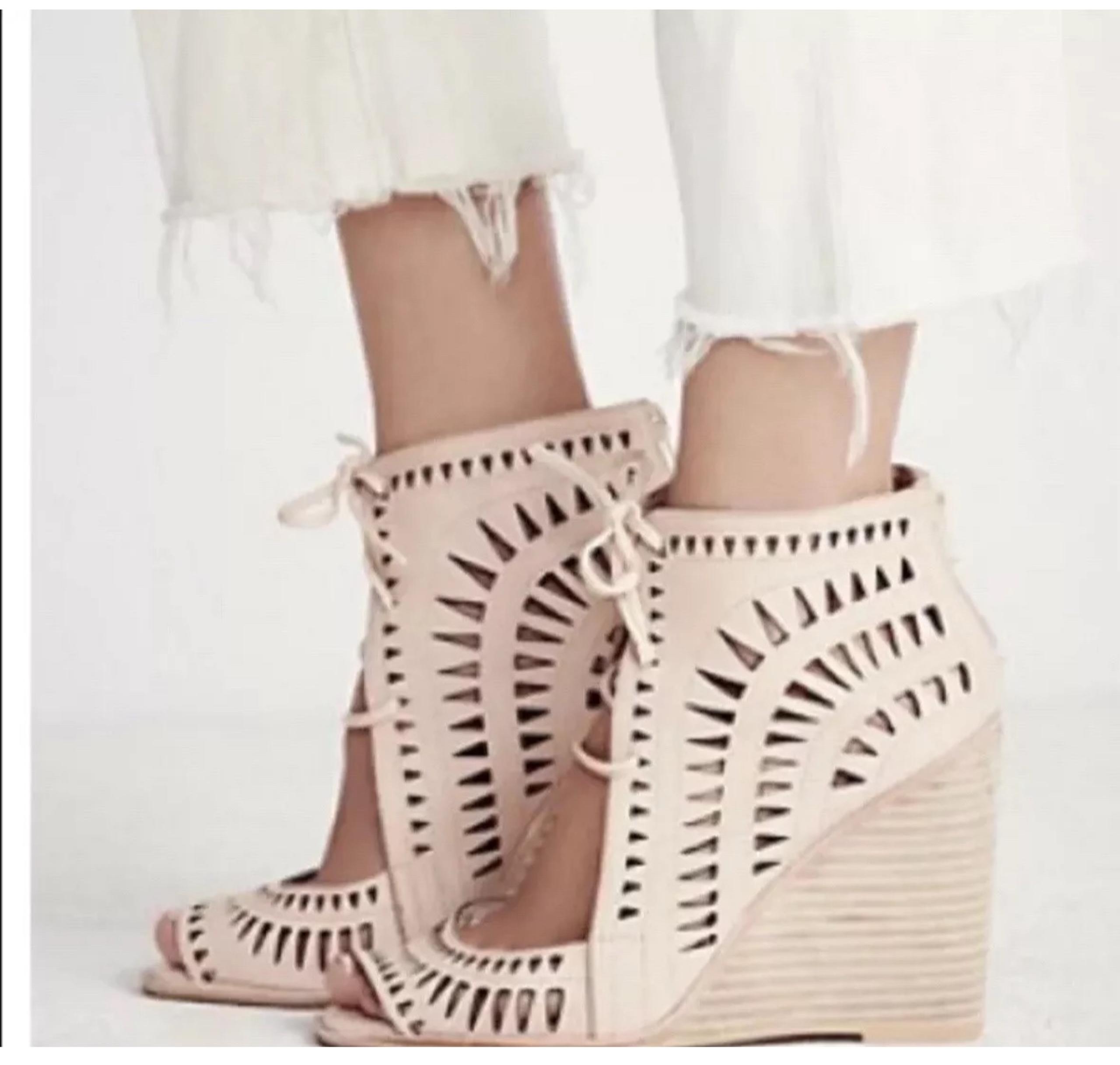 Jeffrey Campbell Rodillo hi wedge sandals sz 9