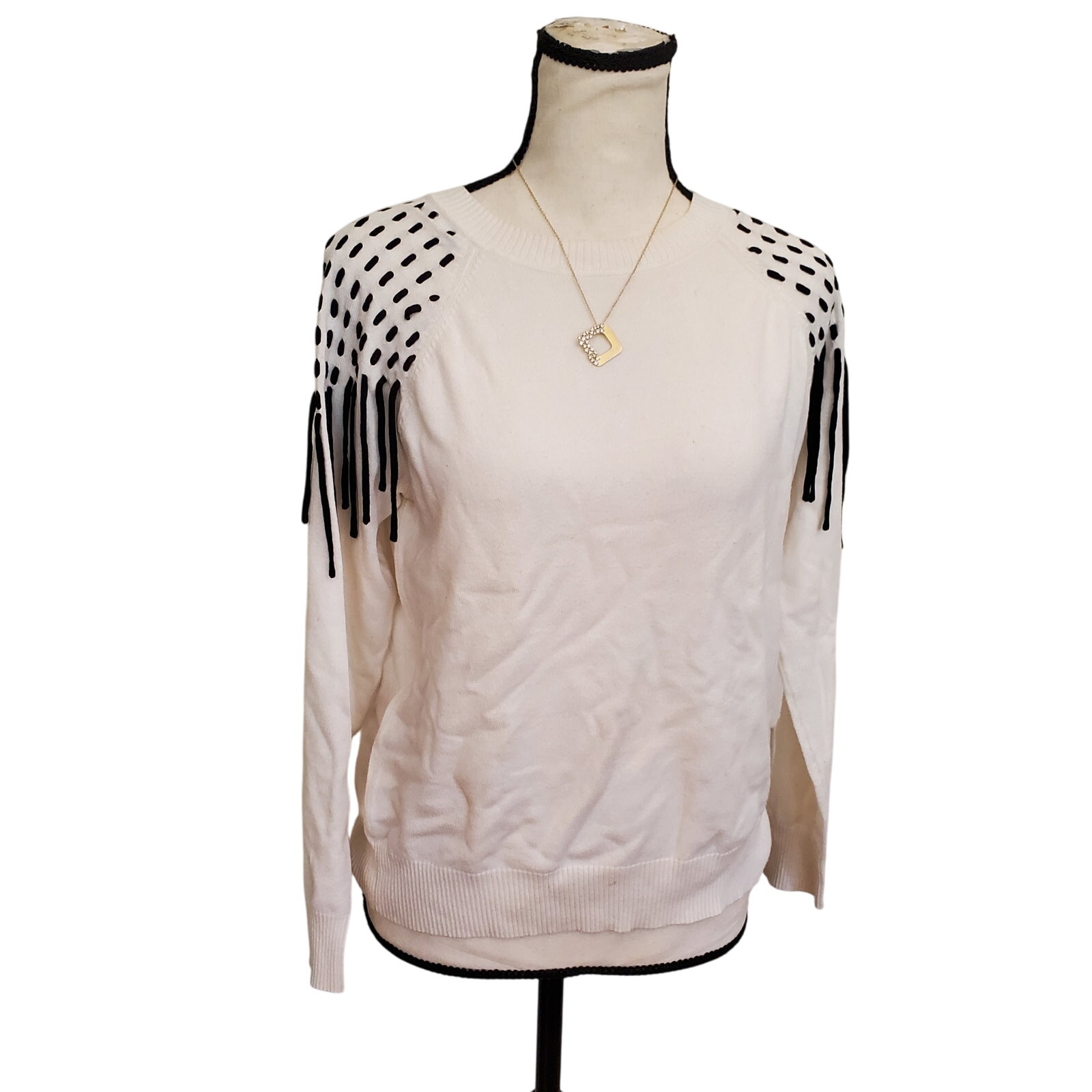 Kathie K white tasseled sweater sz M