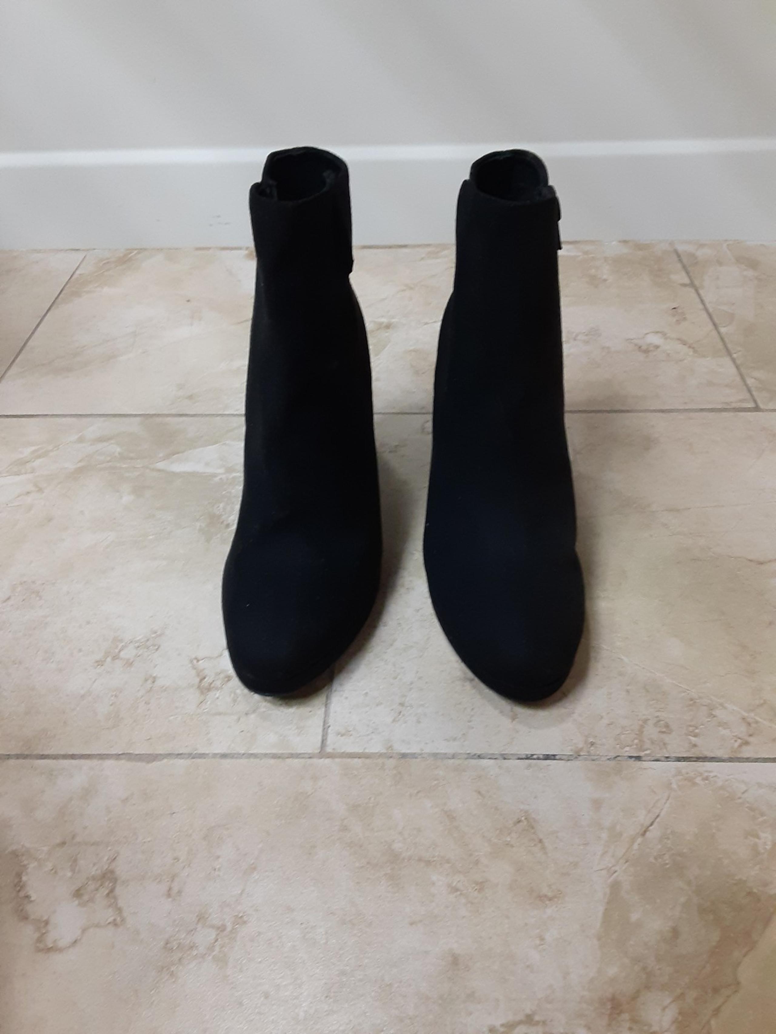 Lauren Conrad Faux Suede Souffle Memory Women's Foam Black Highheel Boots