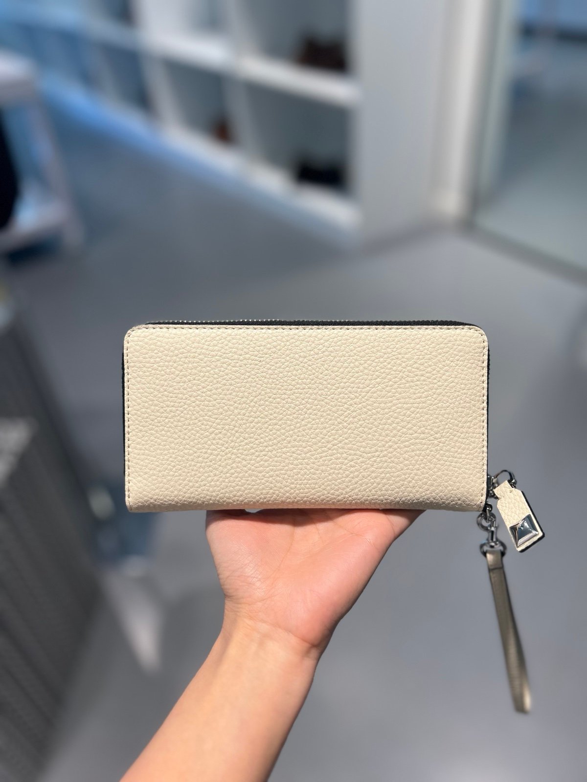 Marc Jacobs continental wristlet